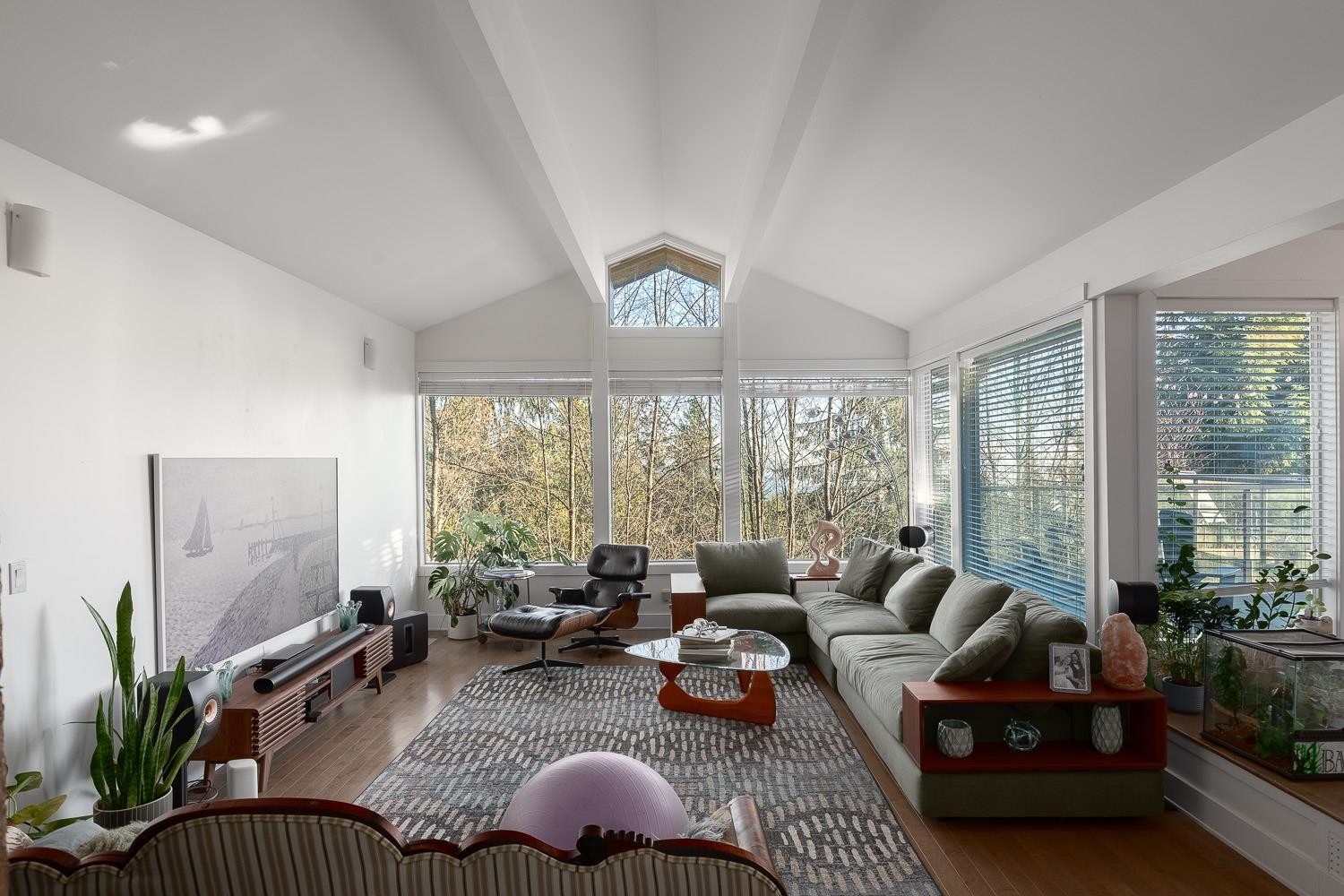 1448 Sandhurst Place, West Vancouver, BC