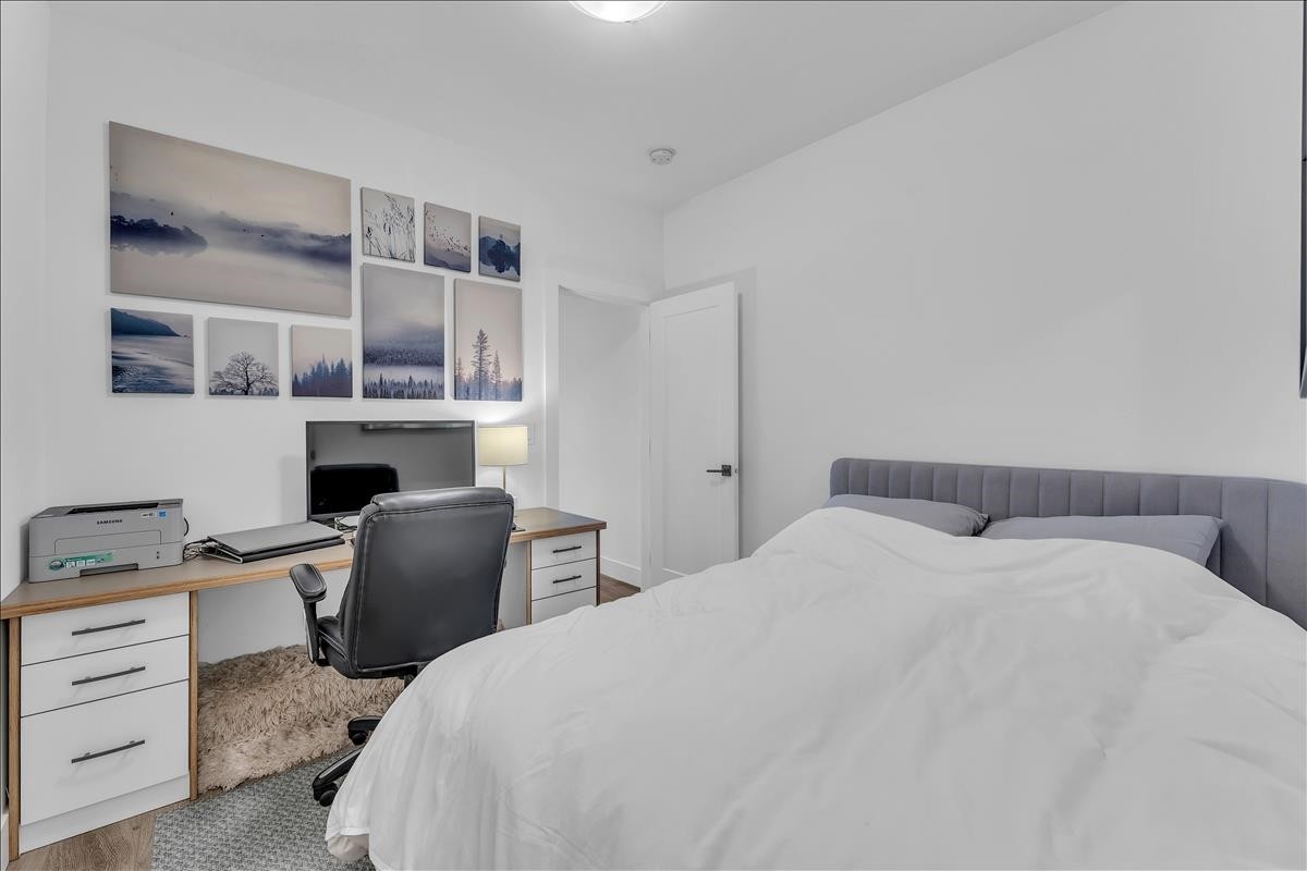 7430 Canada Way, Burnaby, BC