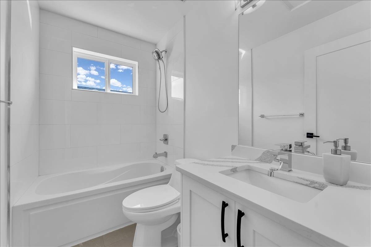 7430 Canada Way, Burnaby, BC