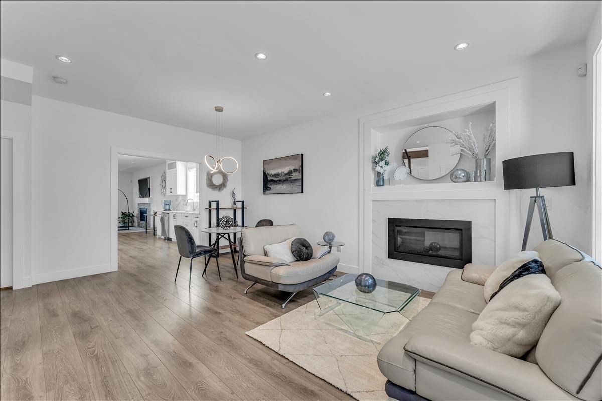 7430 Canada Way, Burnaby, BC