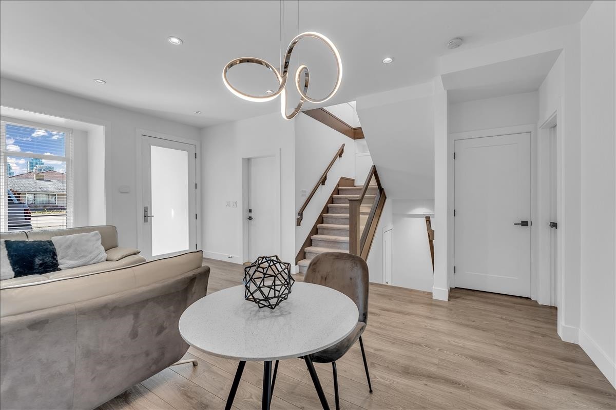 7430 Canada Way, Burnaby, BC