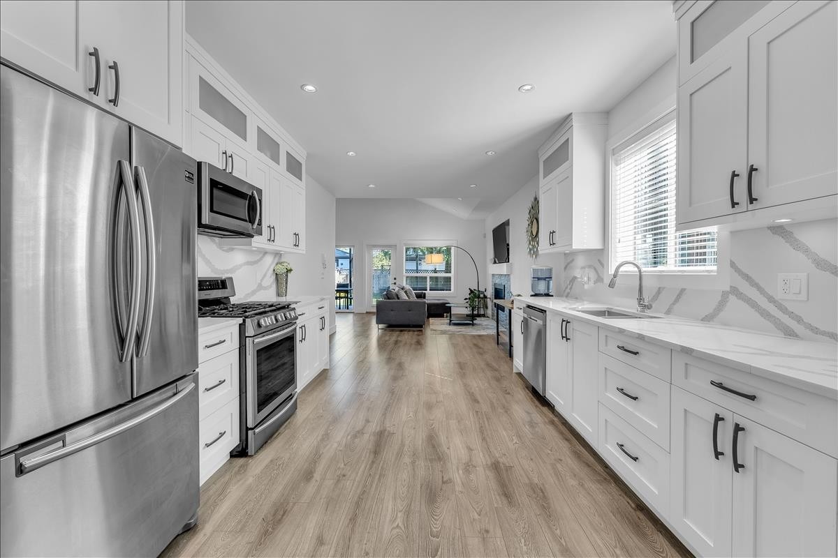 7430 Canada Way, Burnaby, BC