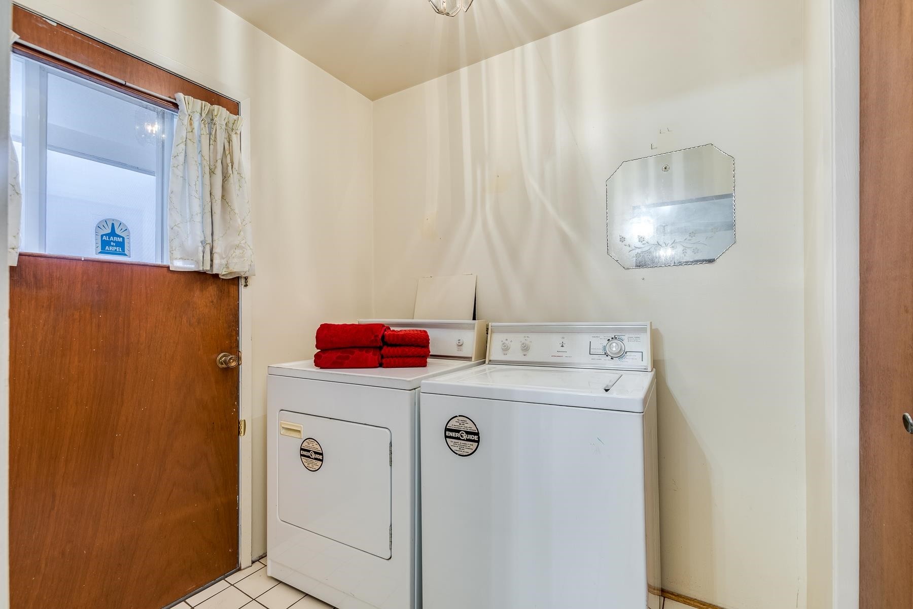 1250 Delta Avenue, Burnaby, BC