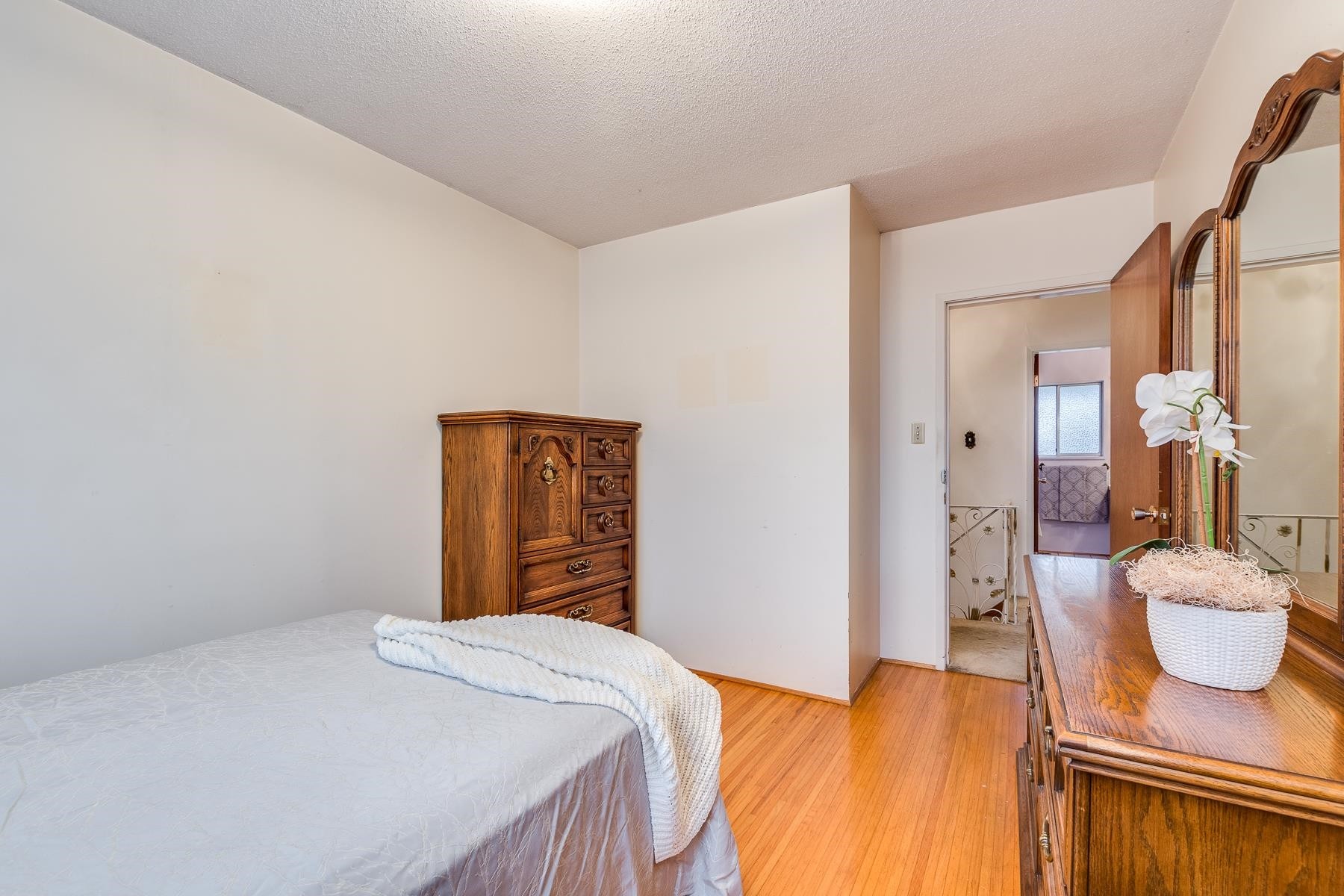 1250 Delta Avenue, Burnaby, BC