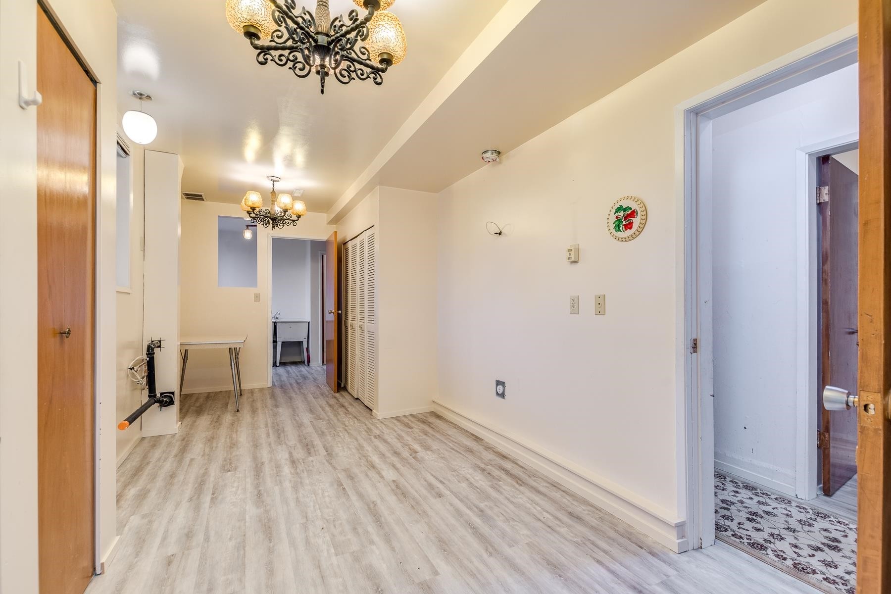 1250 Delta Avenue, Burnaby, BC