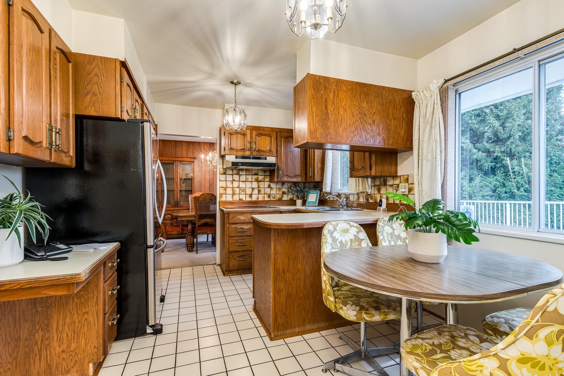 1250 Delta Avenue, Burnaby, BC