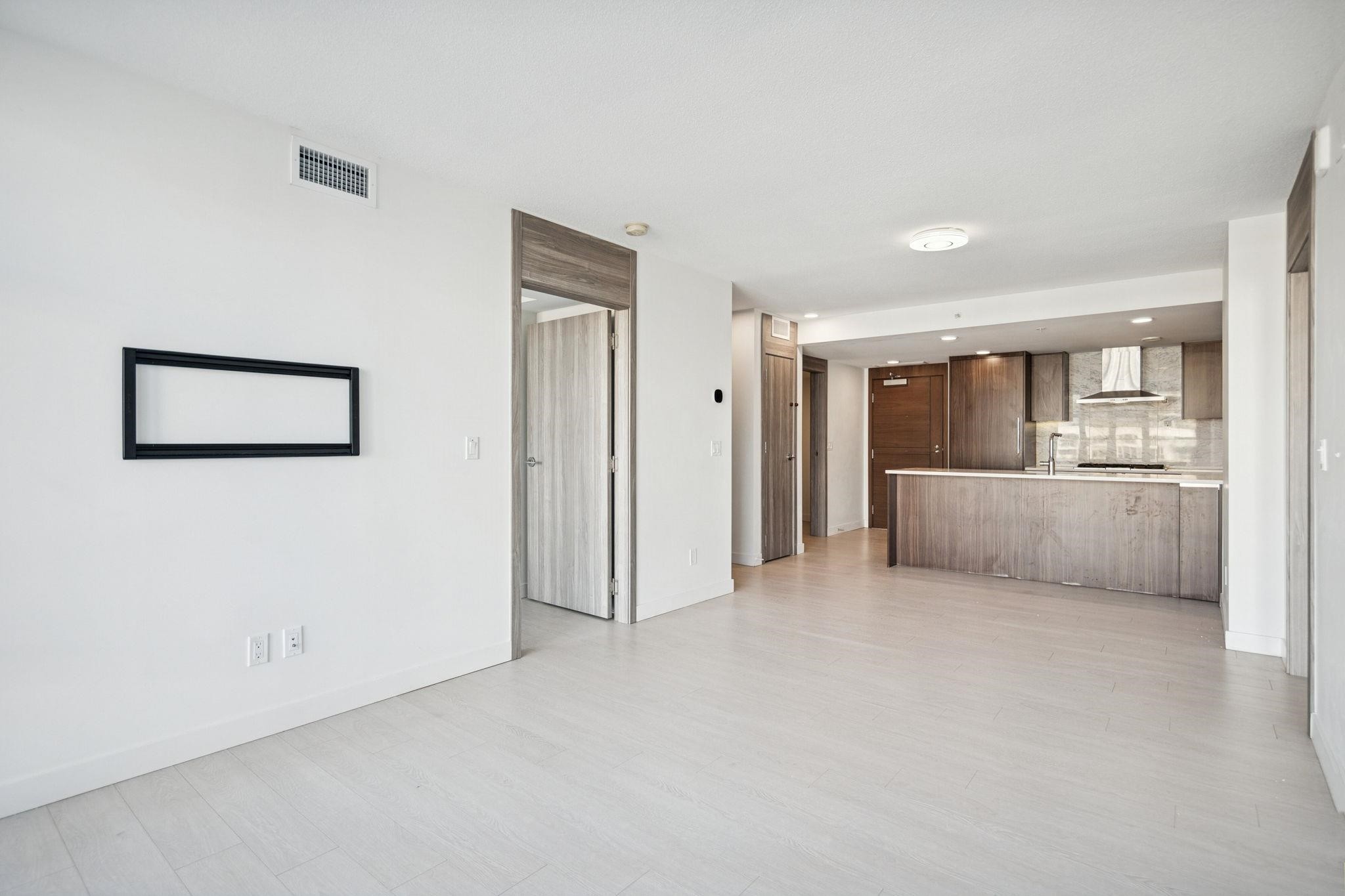 1102-3300 Ketcheson Road, Richmond, BC