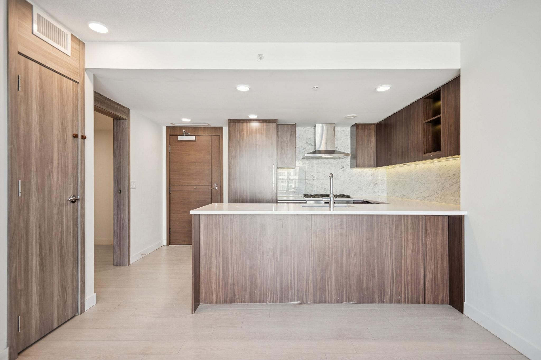 1102-3300 Ketcheson Road, Richmond, BC