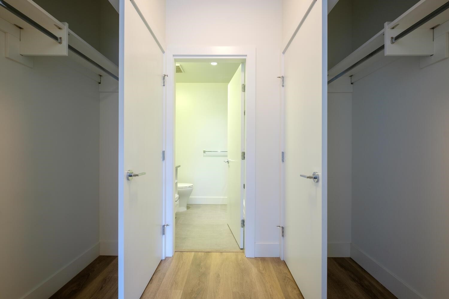 607-3488 Sawmill Crescent, Vancouver, BC