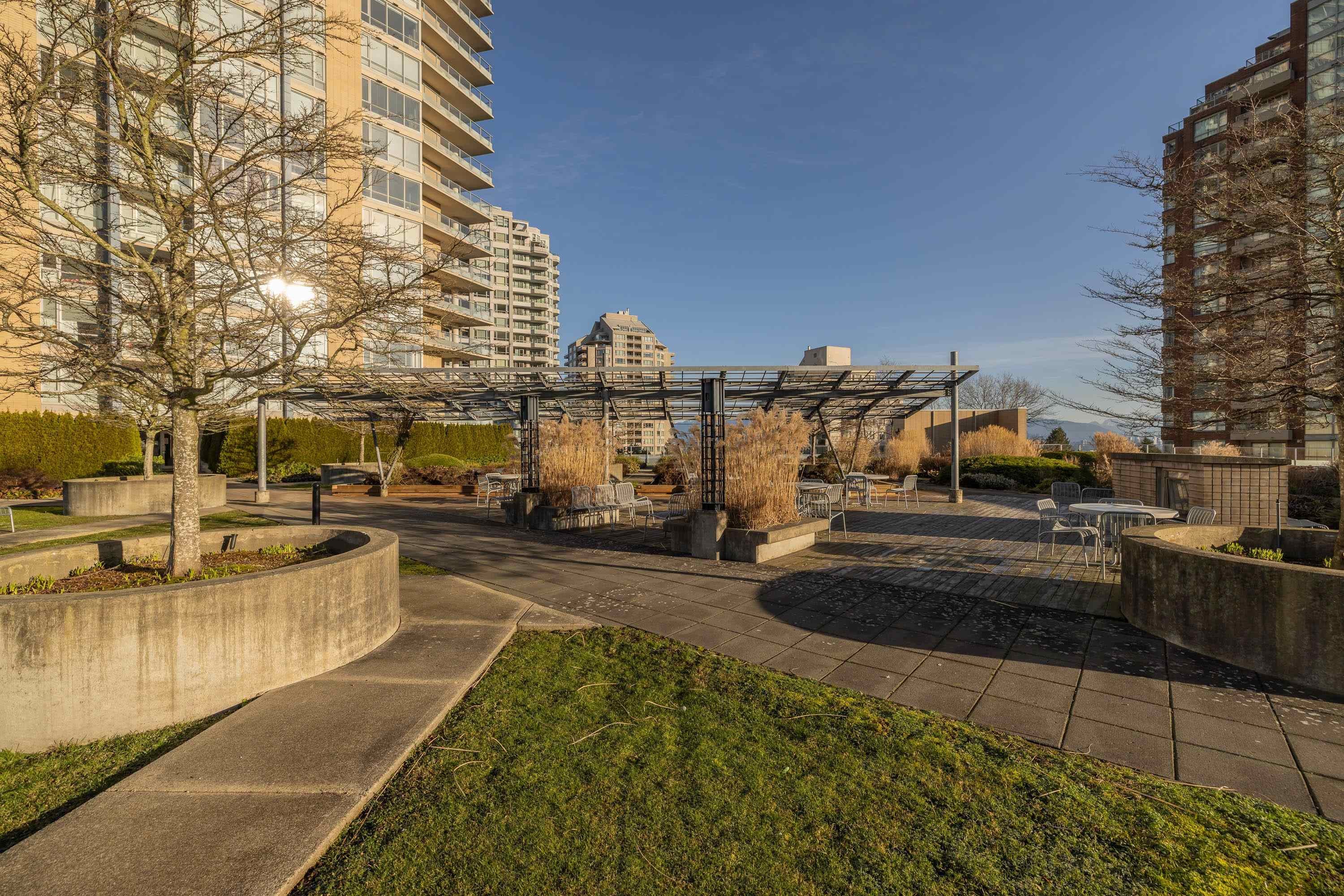 702-4808 Hazel Street, Burnaby, BC