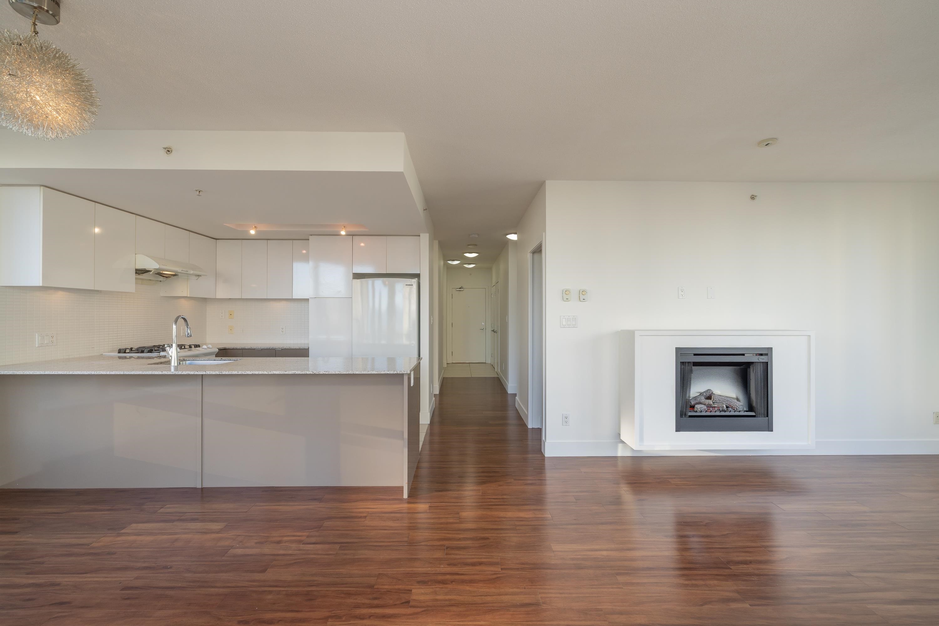 702-4808 Hazel Street, Burnaby, BC