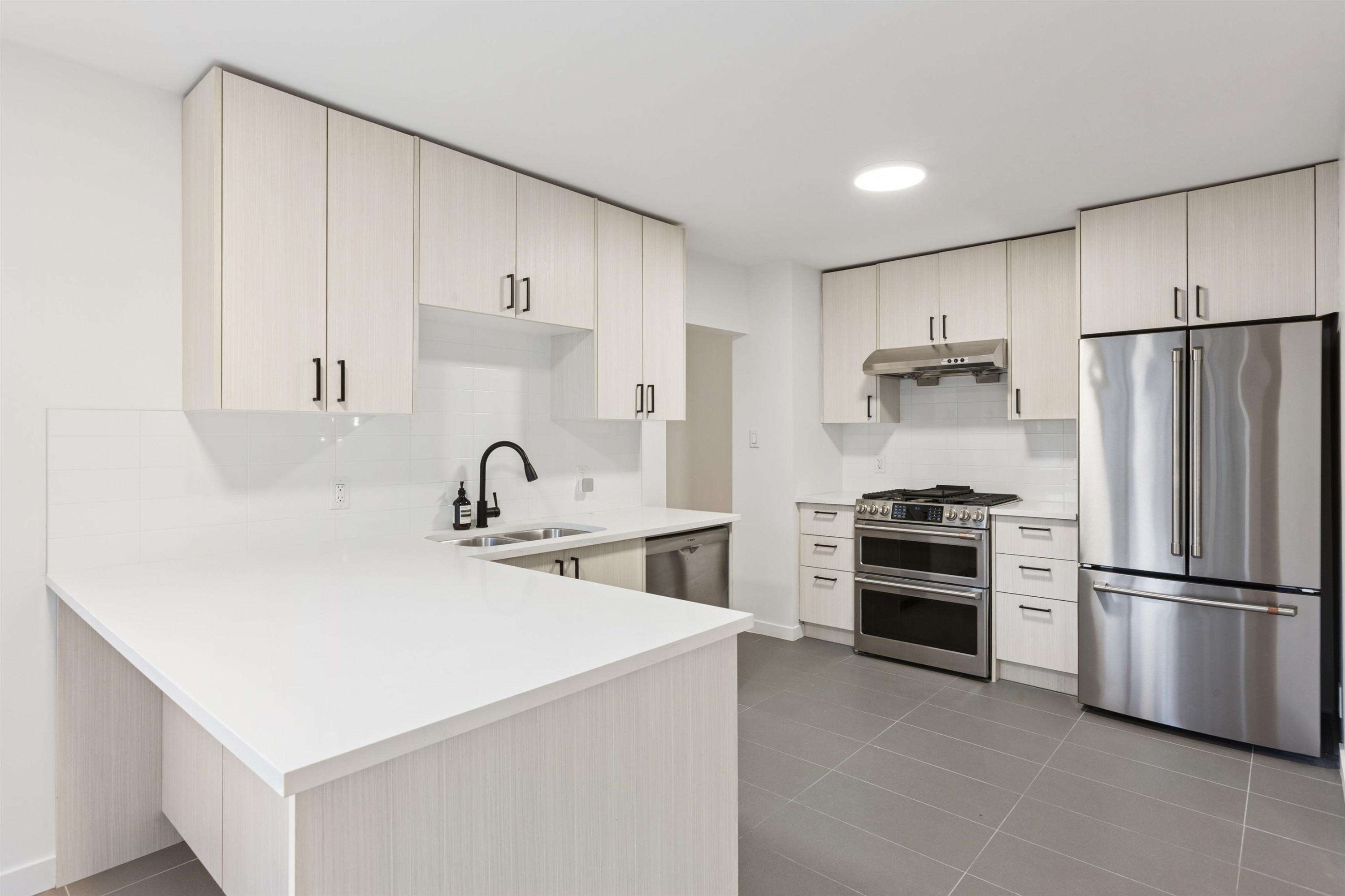 7477 Vivian Drive, Vancouver, BC