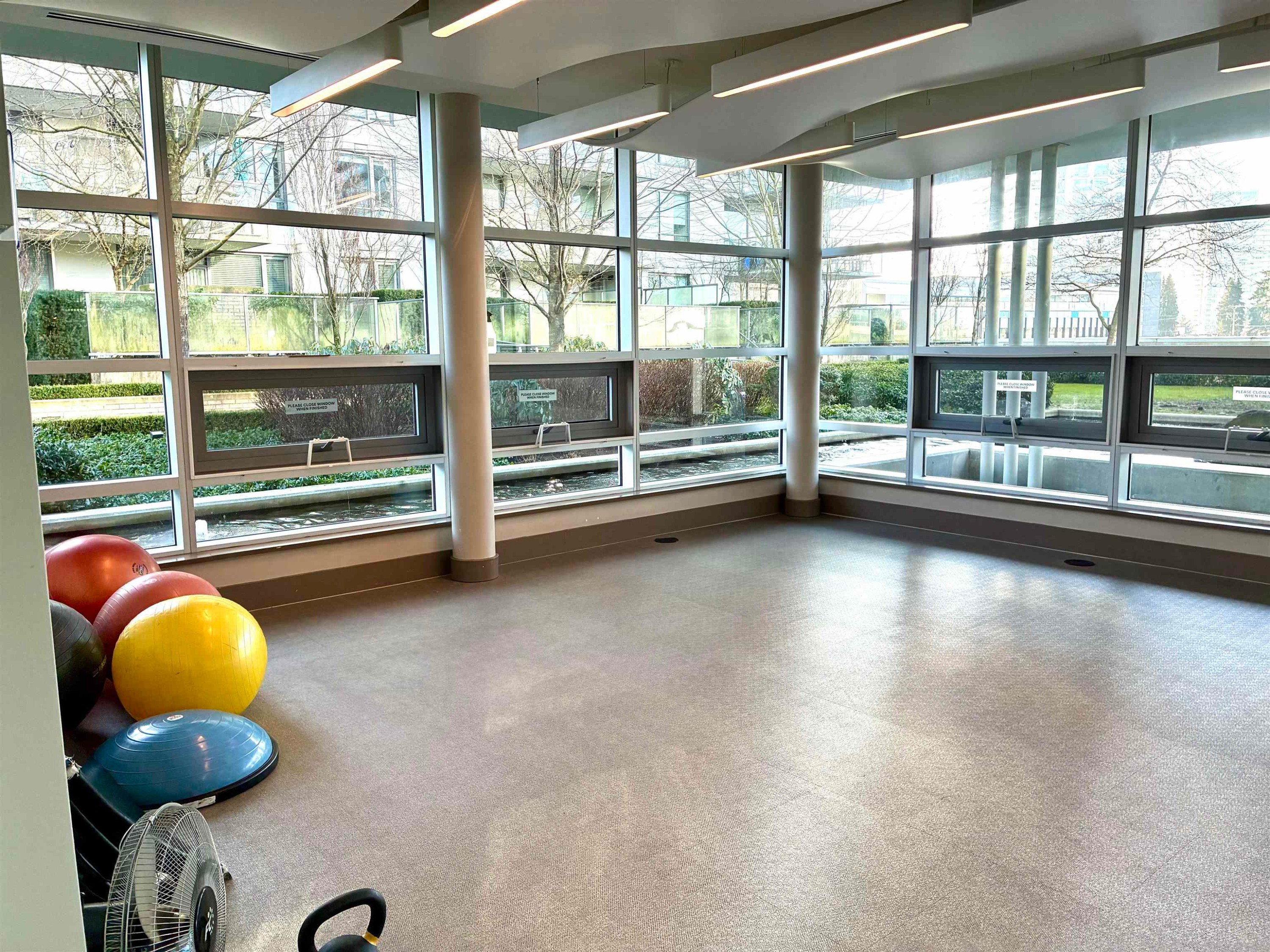 2703-570 Emerson Street, Coquitlam, BC