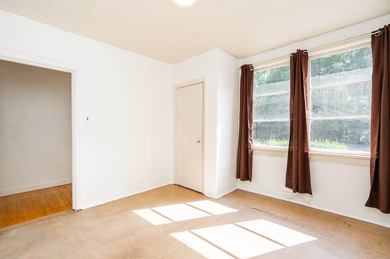 2212 Old Dollarton Road, North Vancouver, BC