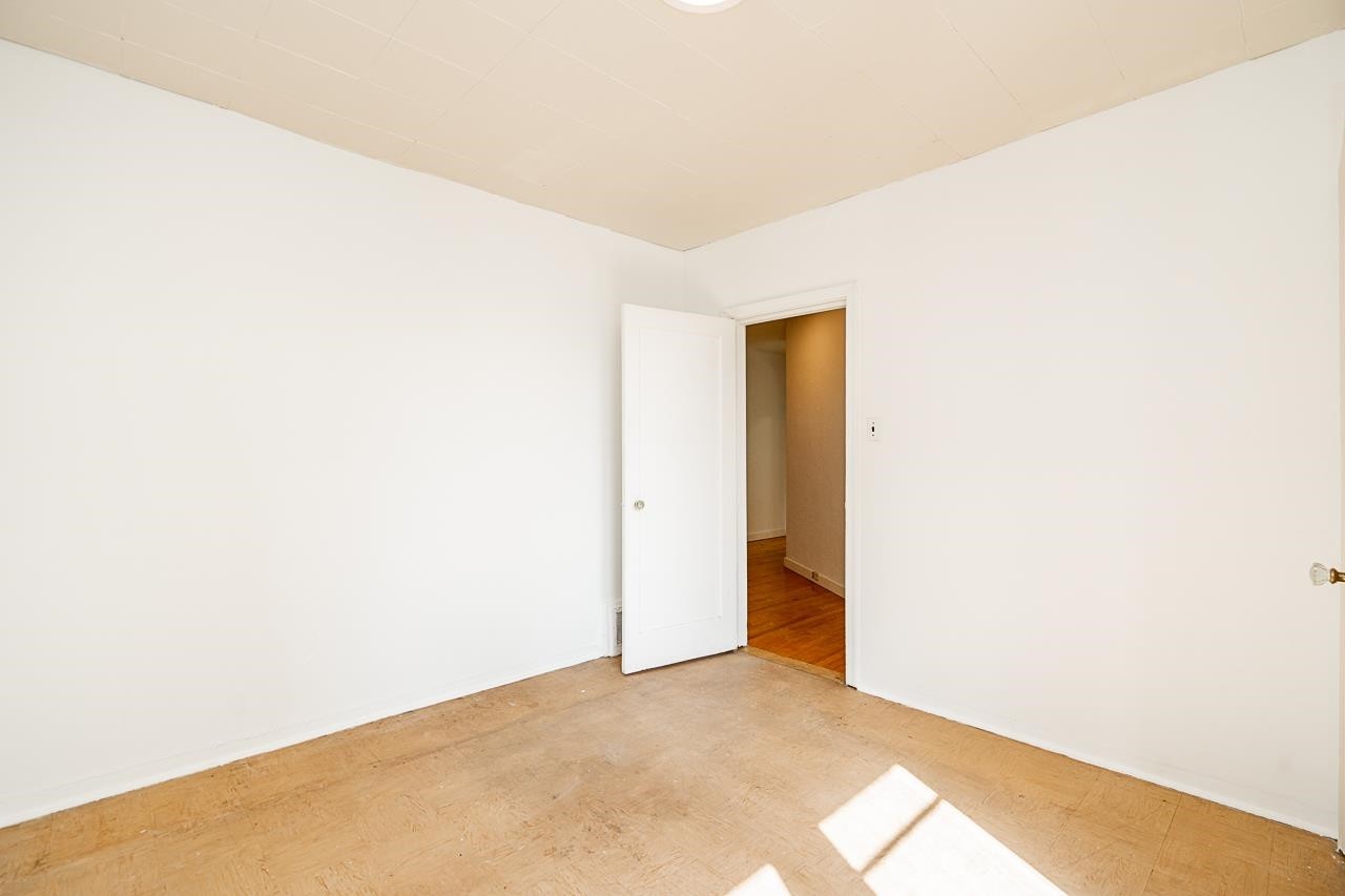 2212 Old Dollarton Road, North Vancouver, BC