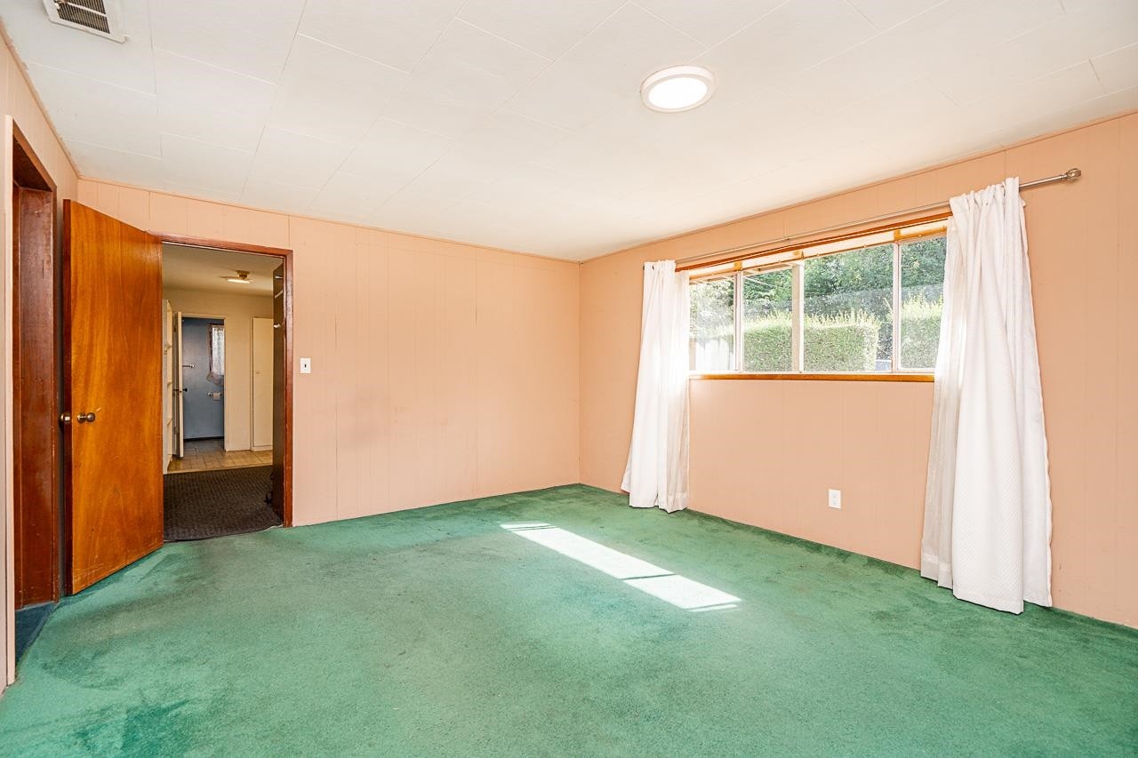 2212 Old Dollarton Road, North Vancouver, BC