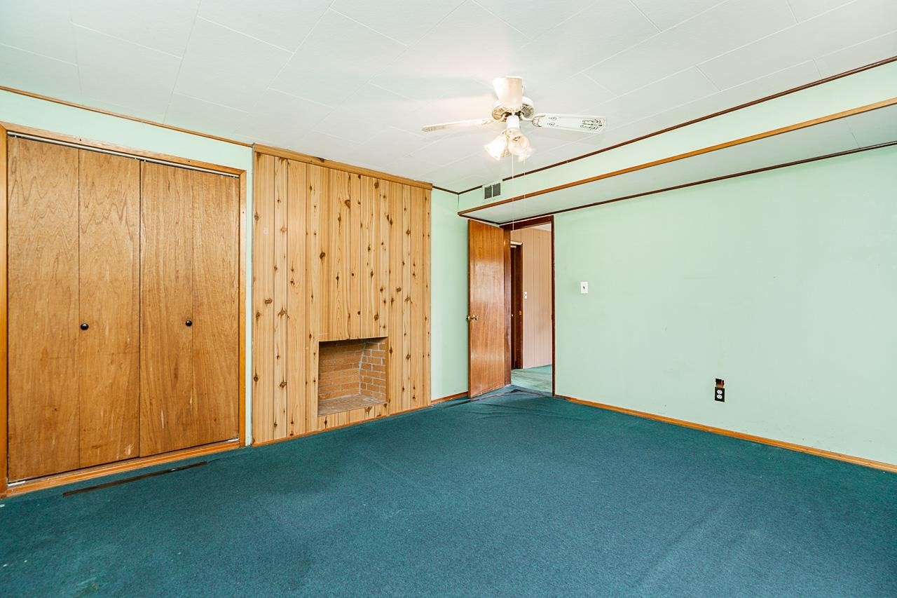 2212 Old Dollarton Road, North Vancouver, BC