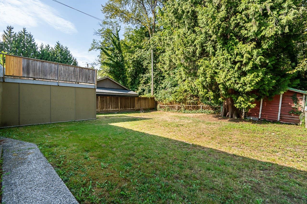 2212 Old Dollarton Road, North Vancouver, BC