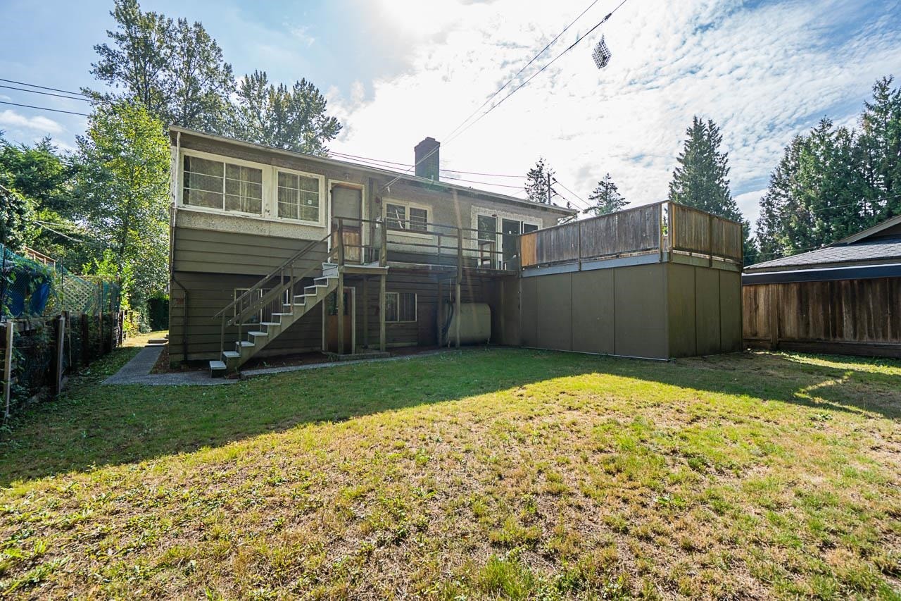 2212 Old Dollarton Road, North Vancouver, BC