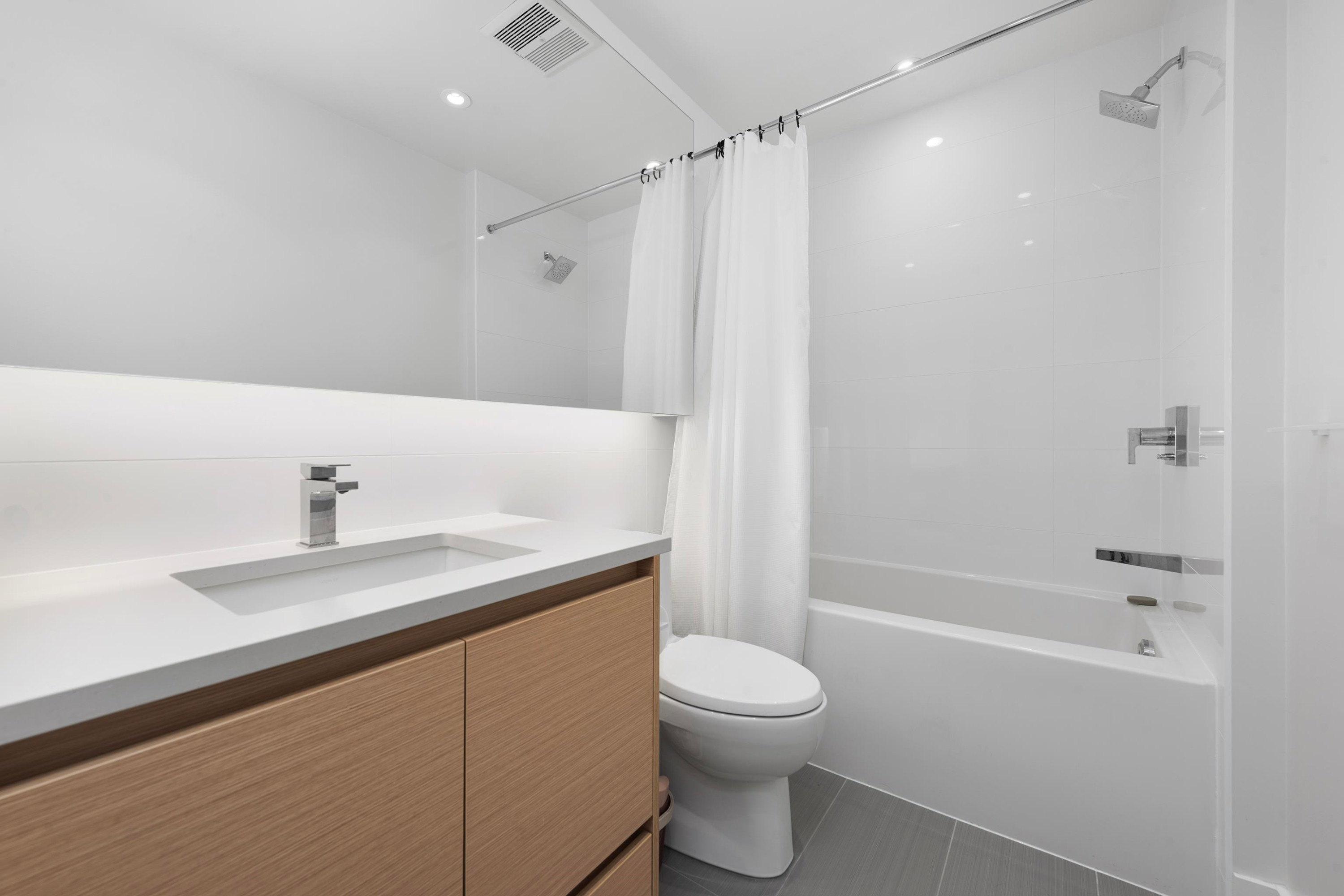 553-8575 Rivergrass Drive, Vancouver, BC