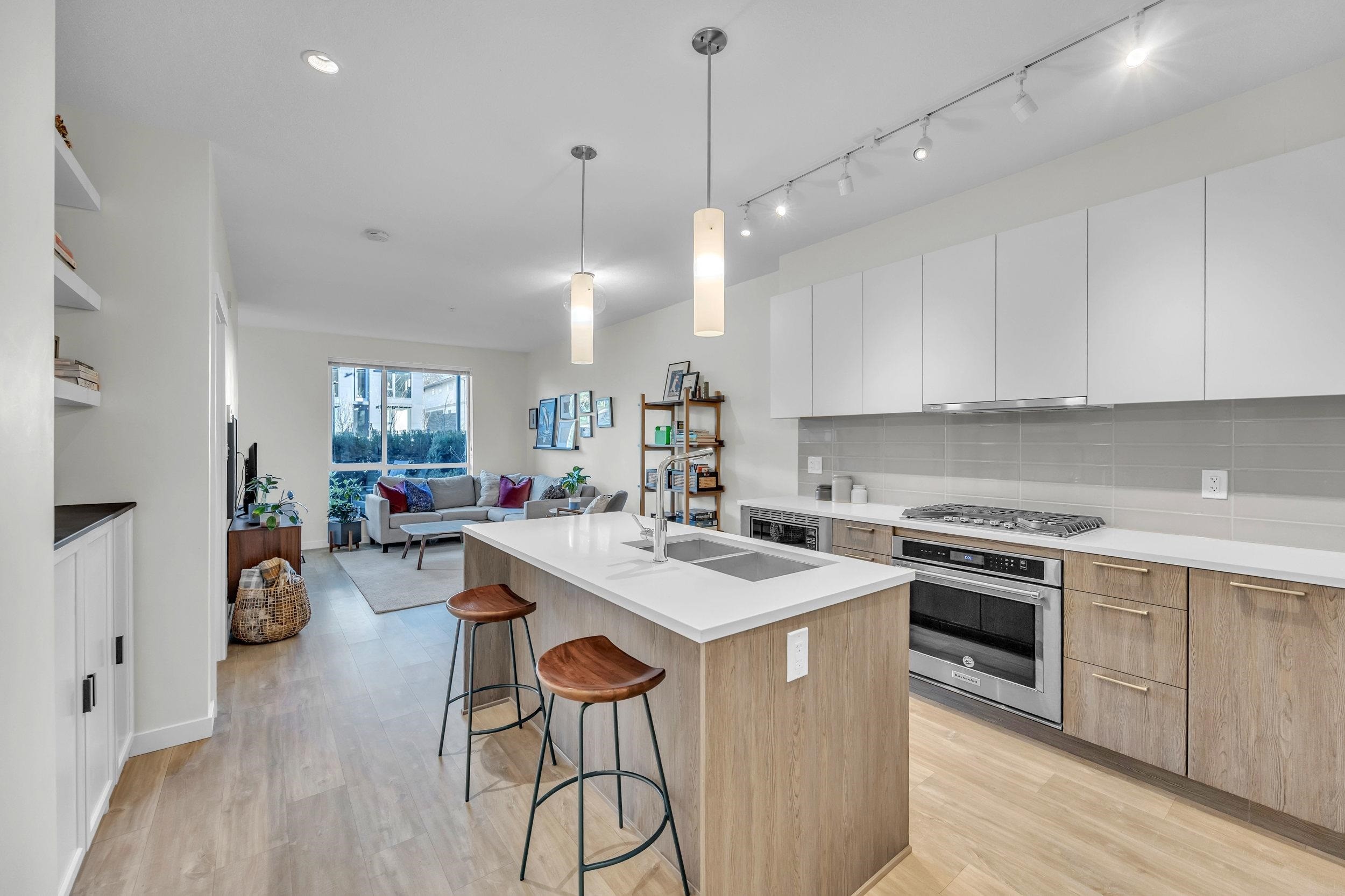 108-615 3Rd Street E, North Vancouver, BC