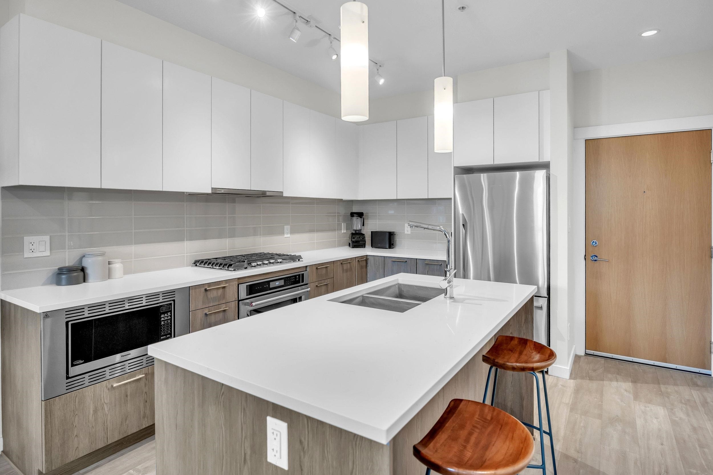 108-615 3Rd Street E, North Vancouver, BC