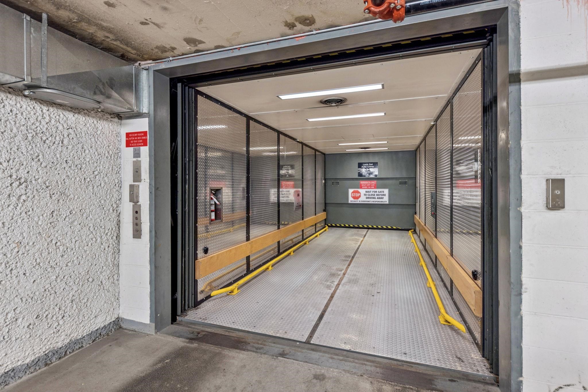 206-546 Beatty Street, Vancouver, BC