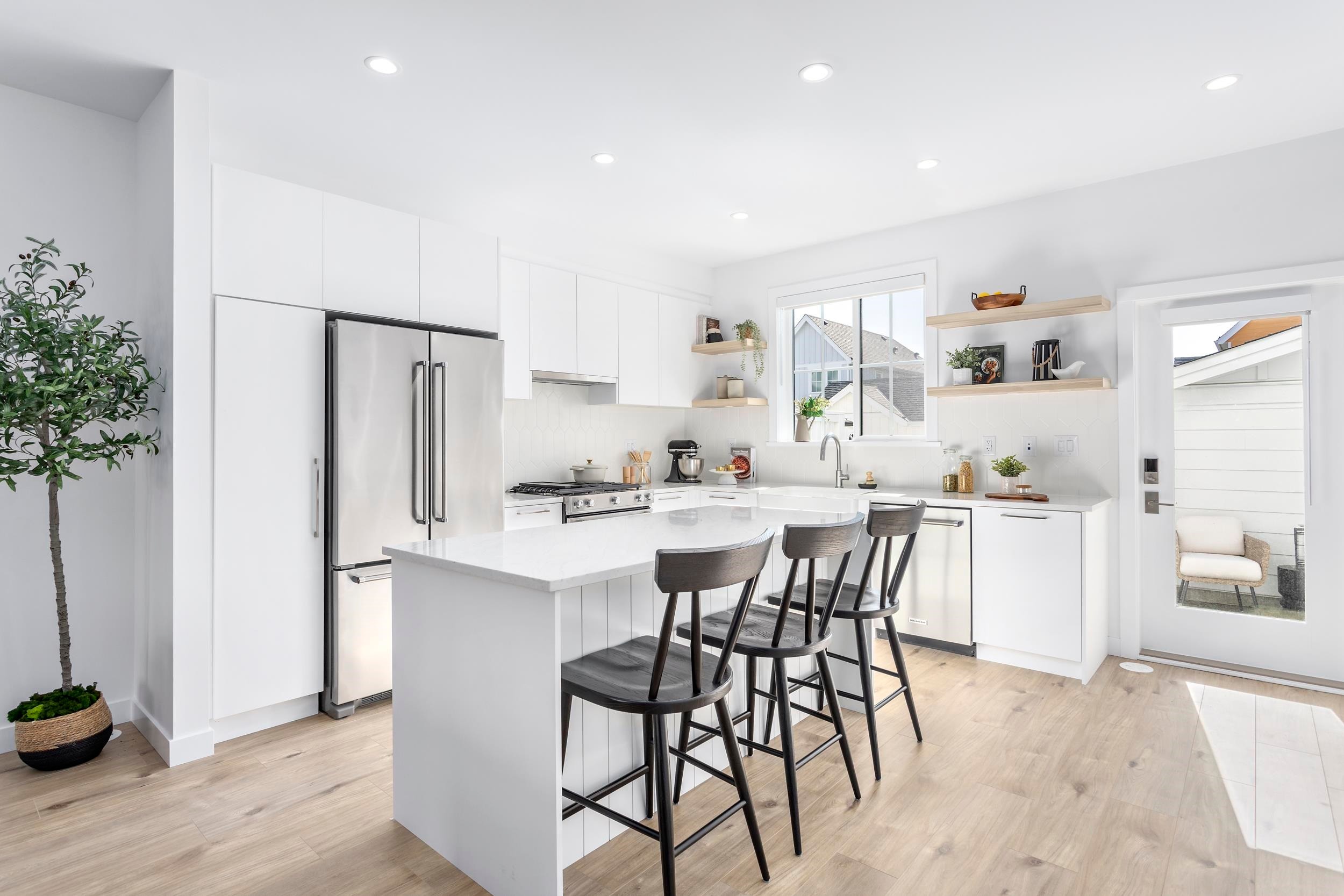 8-6366 Dairy Avenue, Tsawwassen, BC