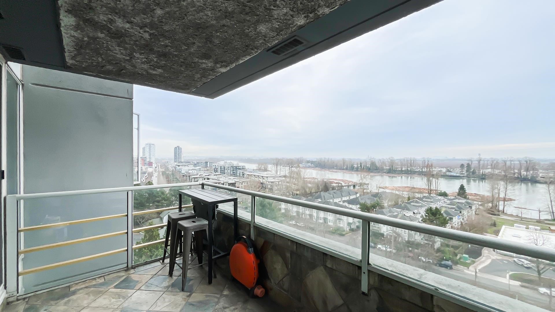 804-3061 Kent Avenue N, Vancouver, BC