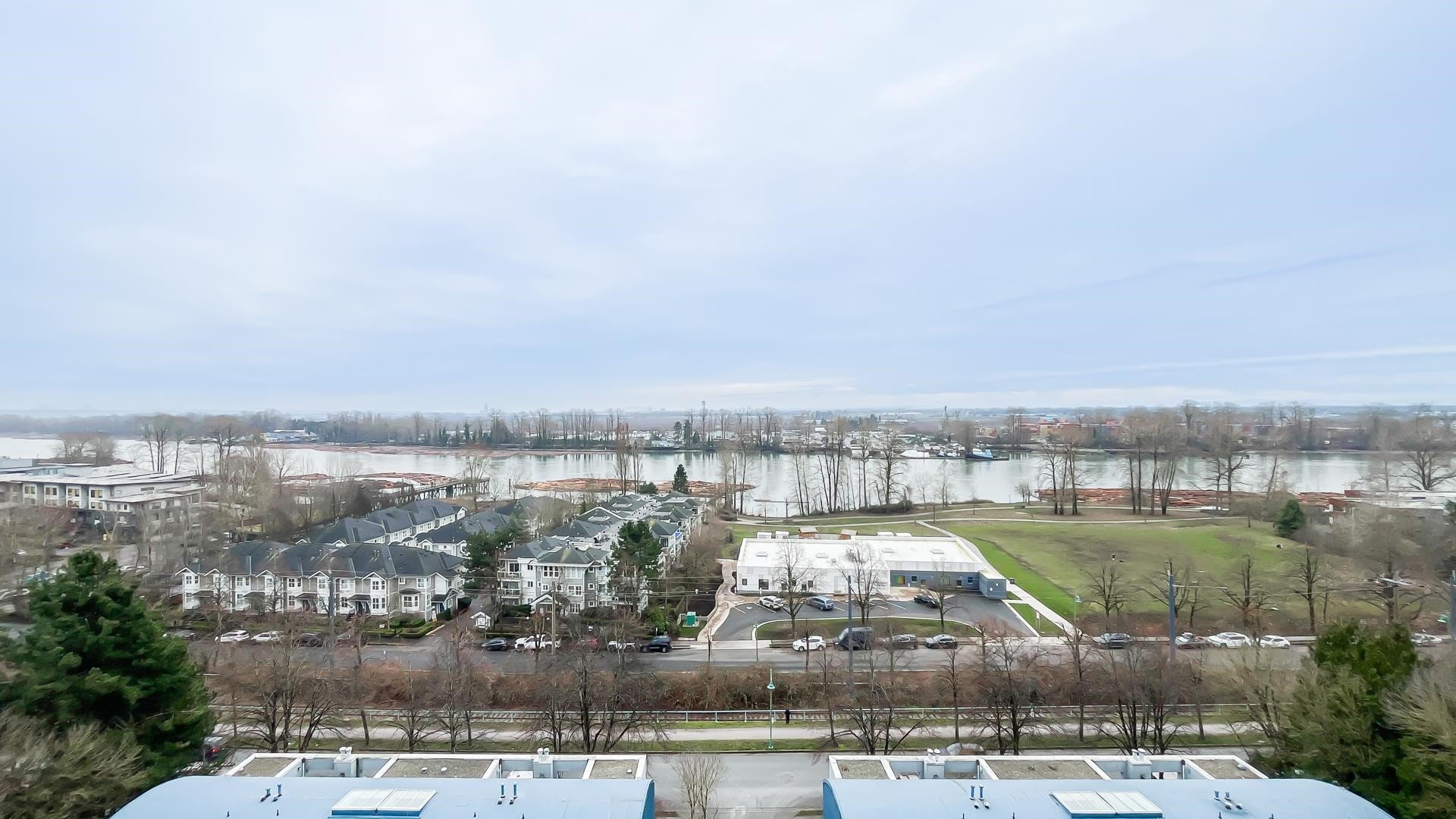 804-3061 Kent Avenue N, Vancouver, BC