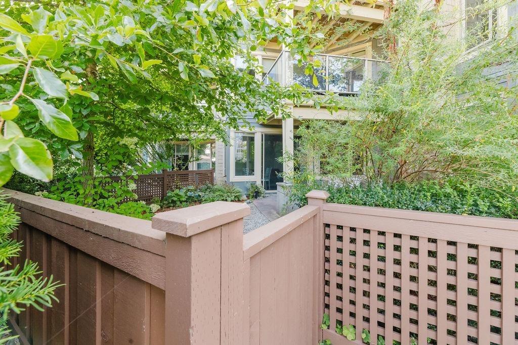 120-5160 Davis Bay Road, Sechelt, BC