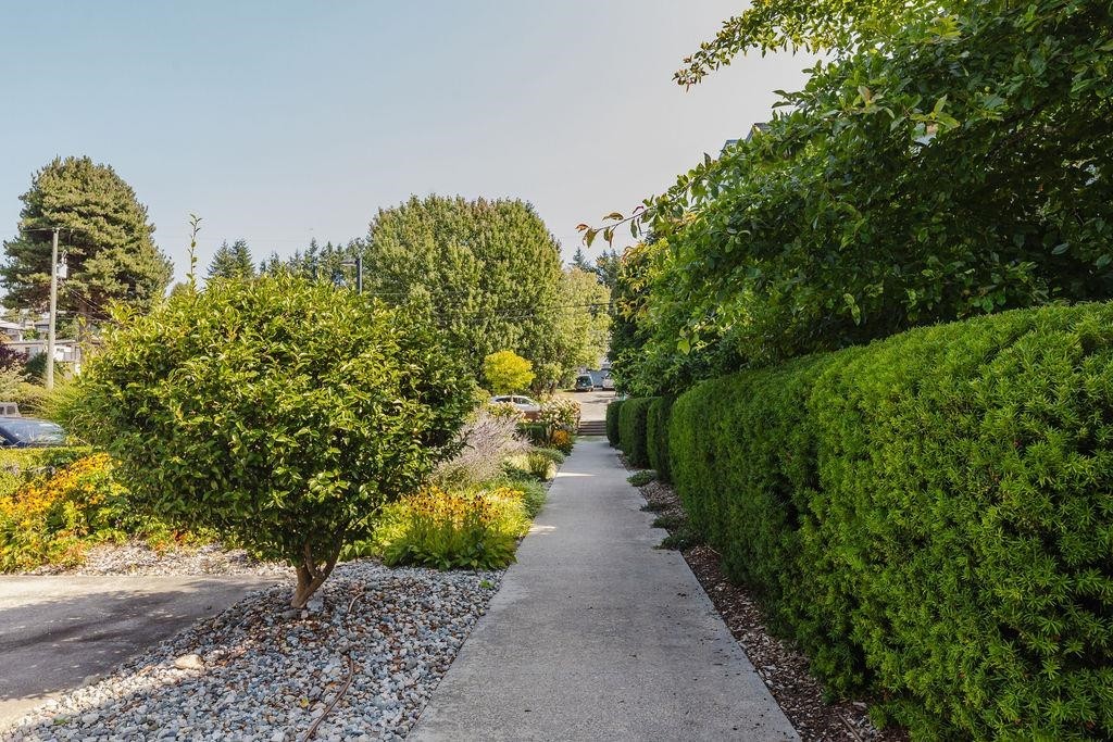 120-5160 Davis Bay Road, Sechelt, BC