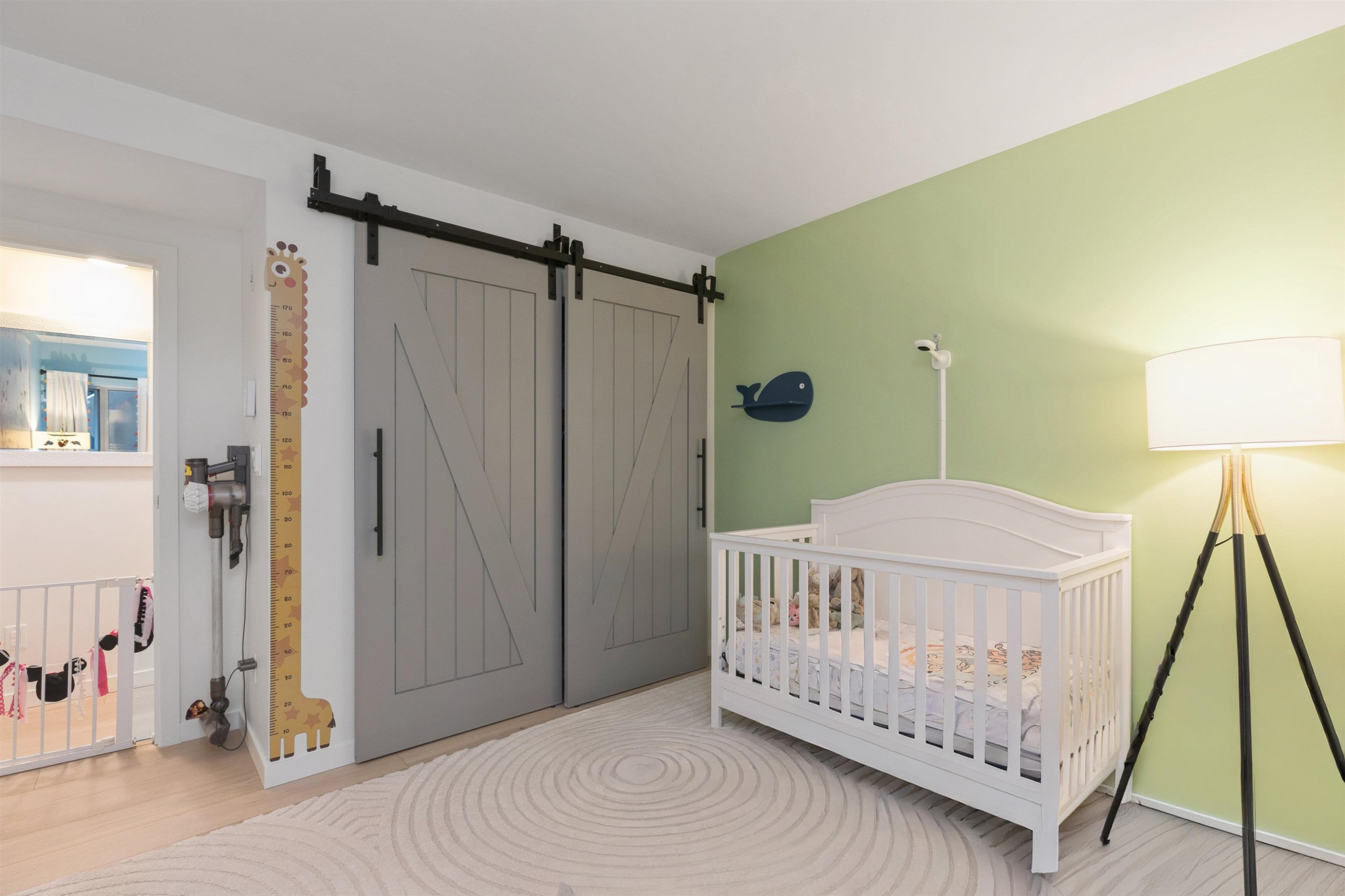 Th4-1288 Chesterfield Avenue, North Vancouver, BC