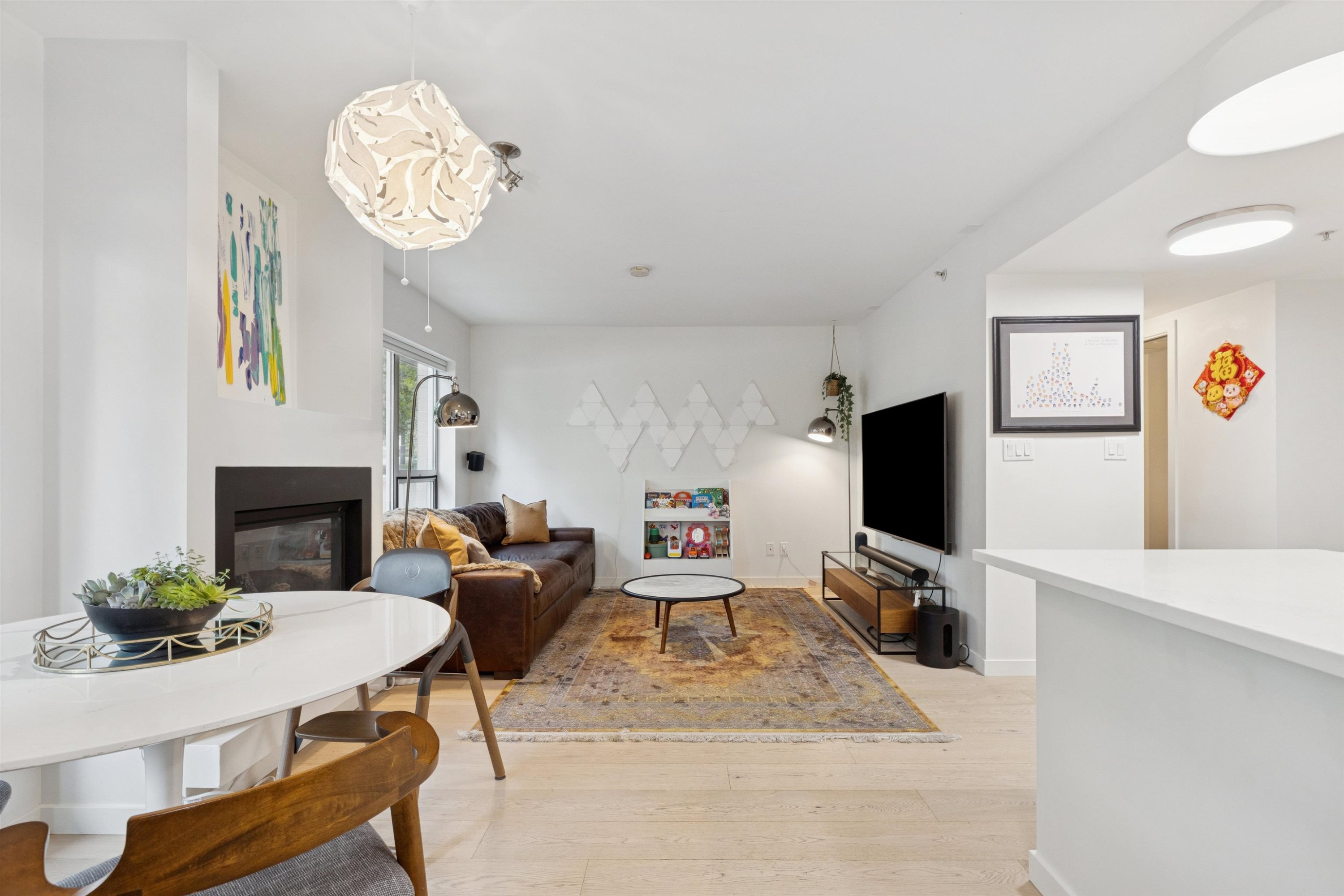 Th4-1288 Chesterfield Avenue, North Vancouver, BC