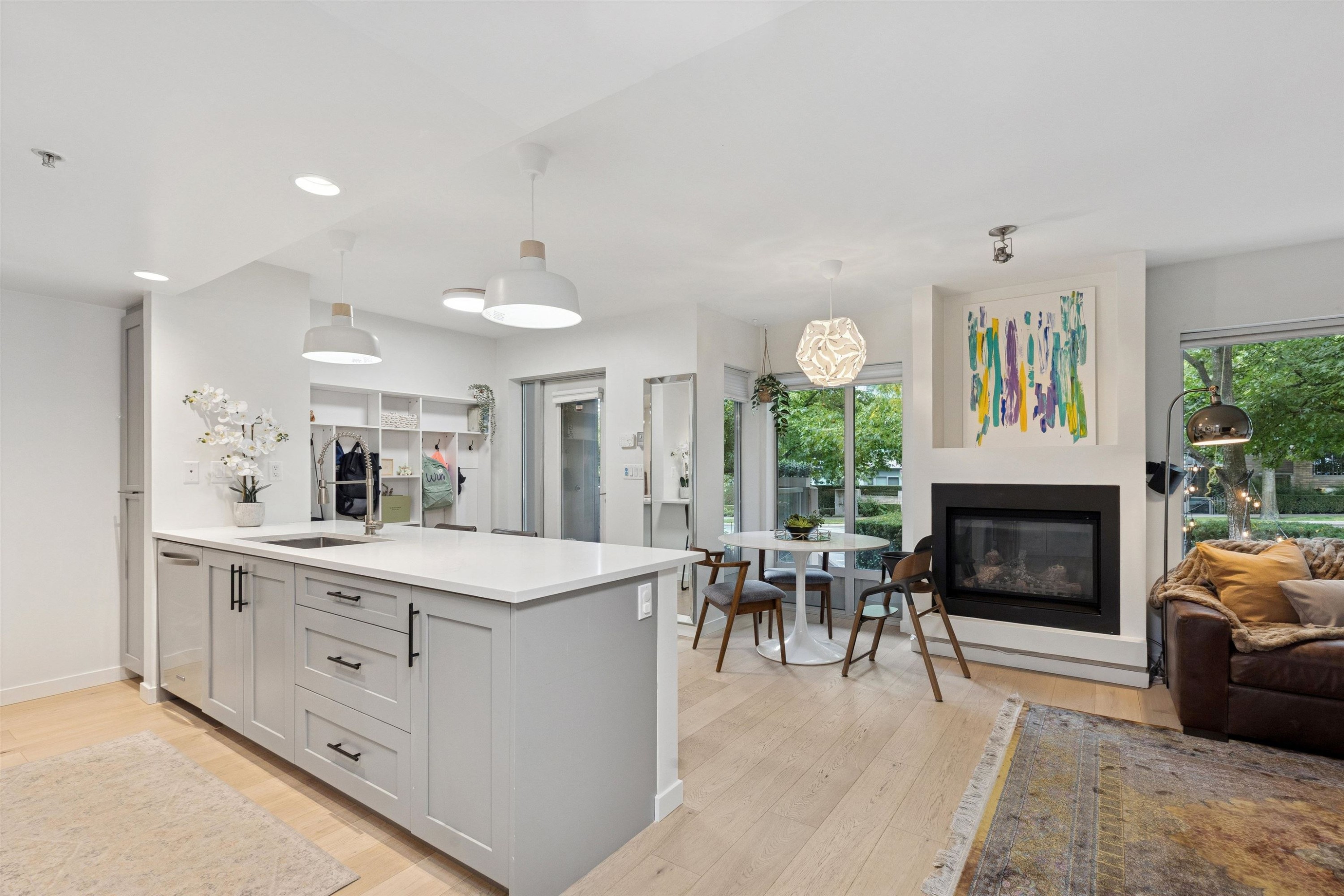 Th4-1288 Chesterfield Avenue, North Vancouver, BC