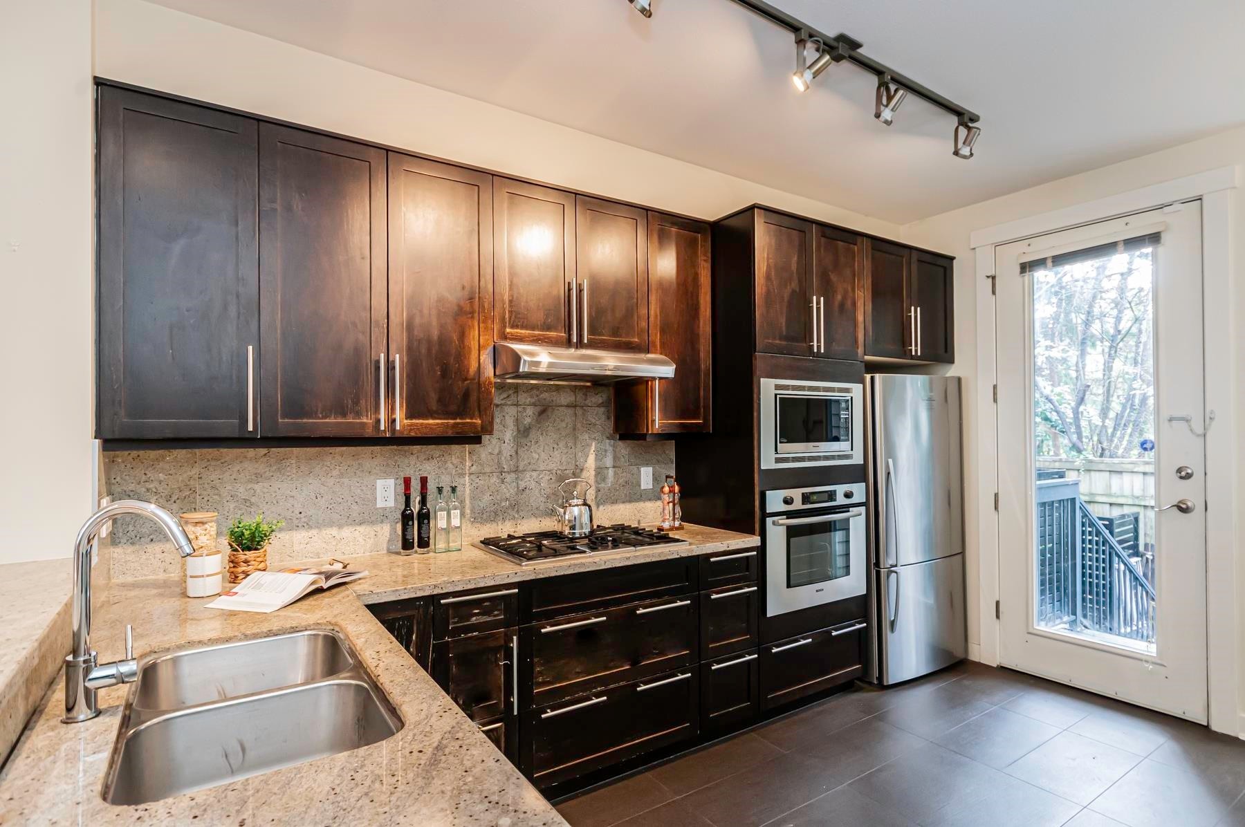 6608 Arbutus Street, Vancouver, BC