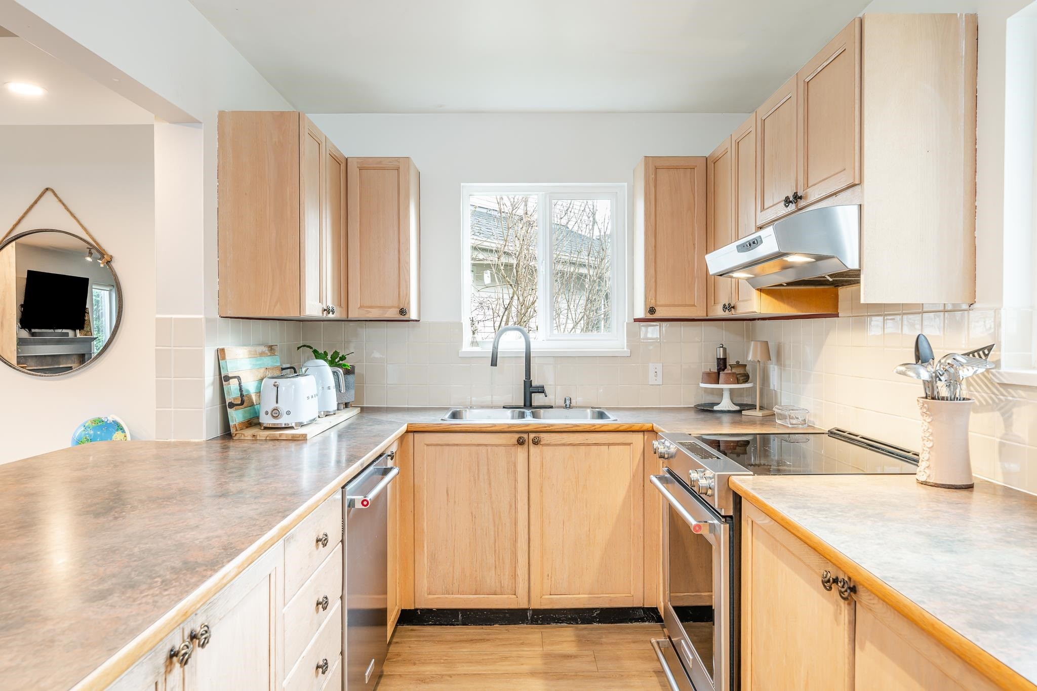 22-41449 Government Road, Squamish, BC