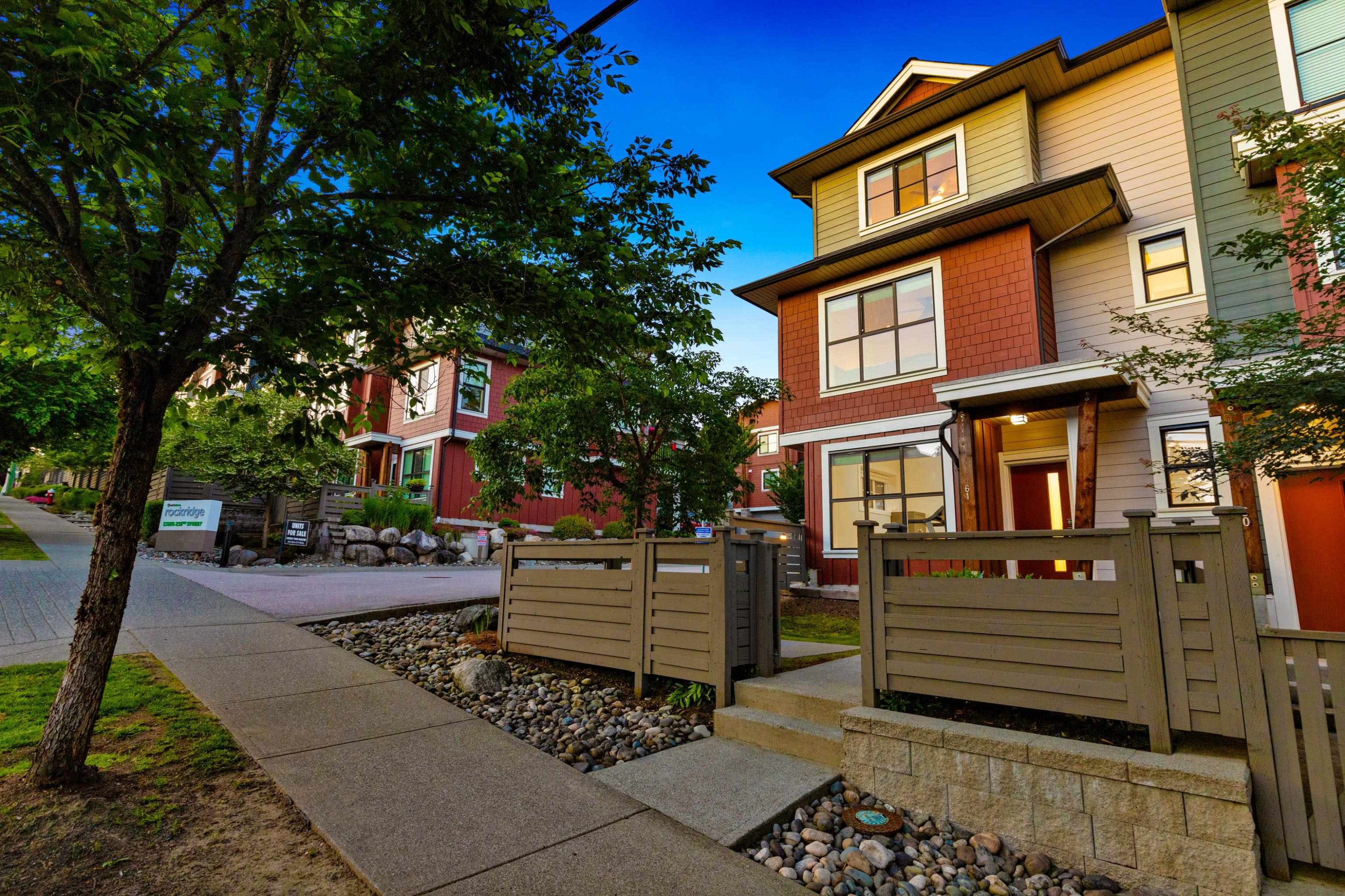 61-13260 236 Street, Maple Ridge, BC