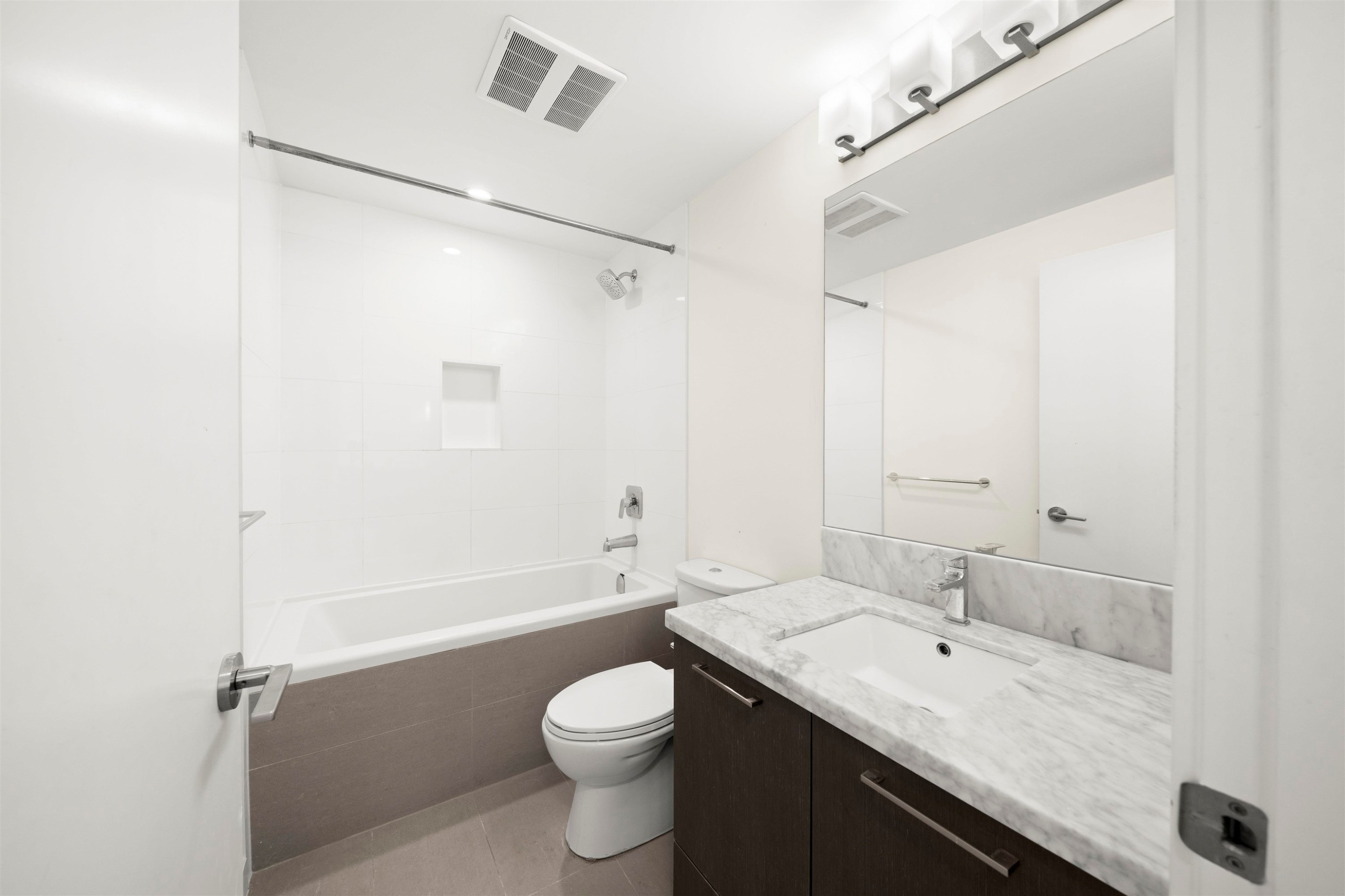 2609-3080 Lincoln Avenue, Coquitlam, BC