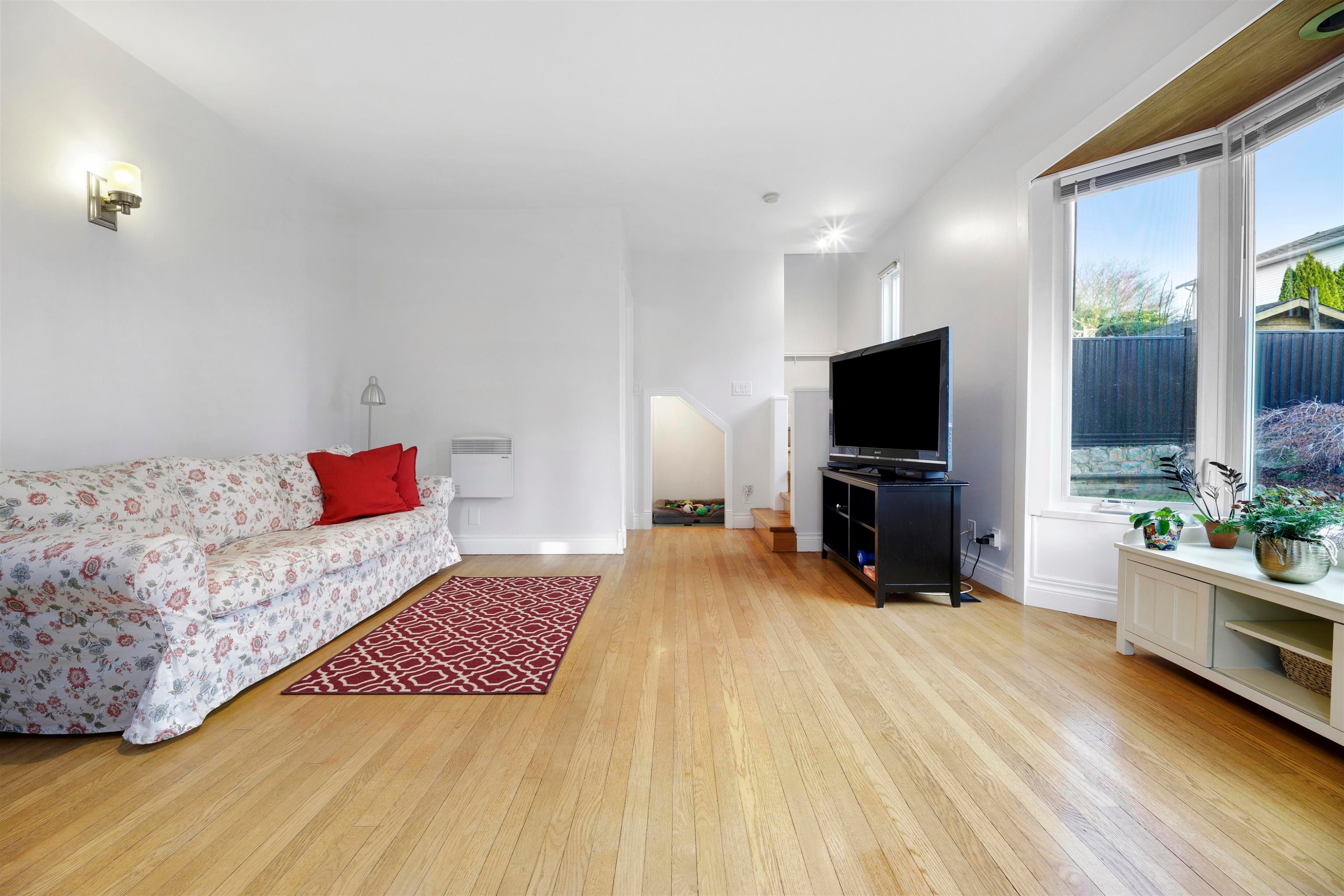 828 Nicolum Court, North Vancouver, BC