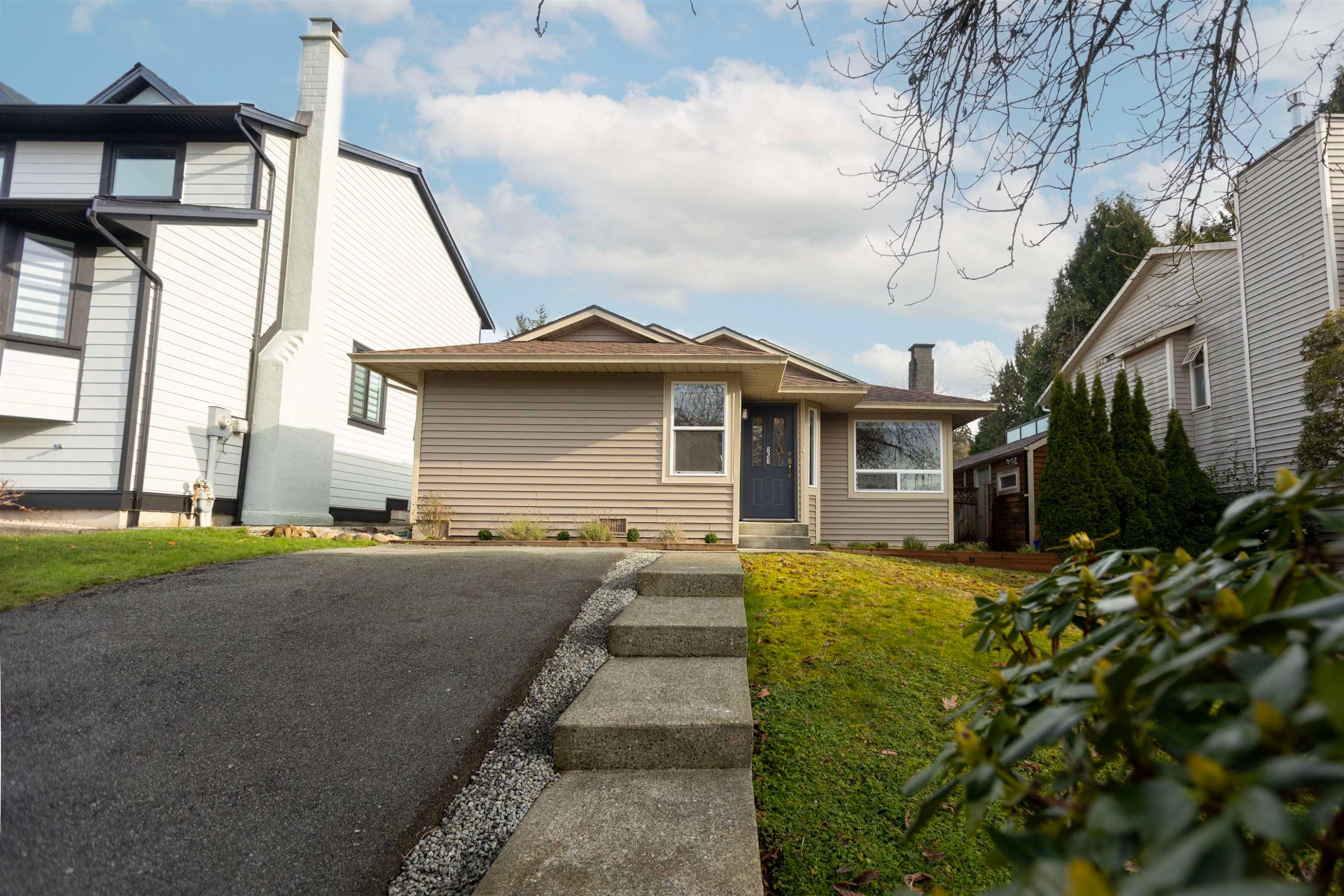 828 Nicolum Court, North Vancouver, BC