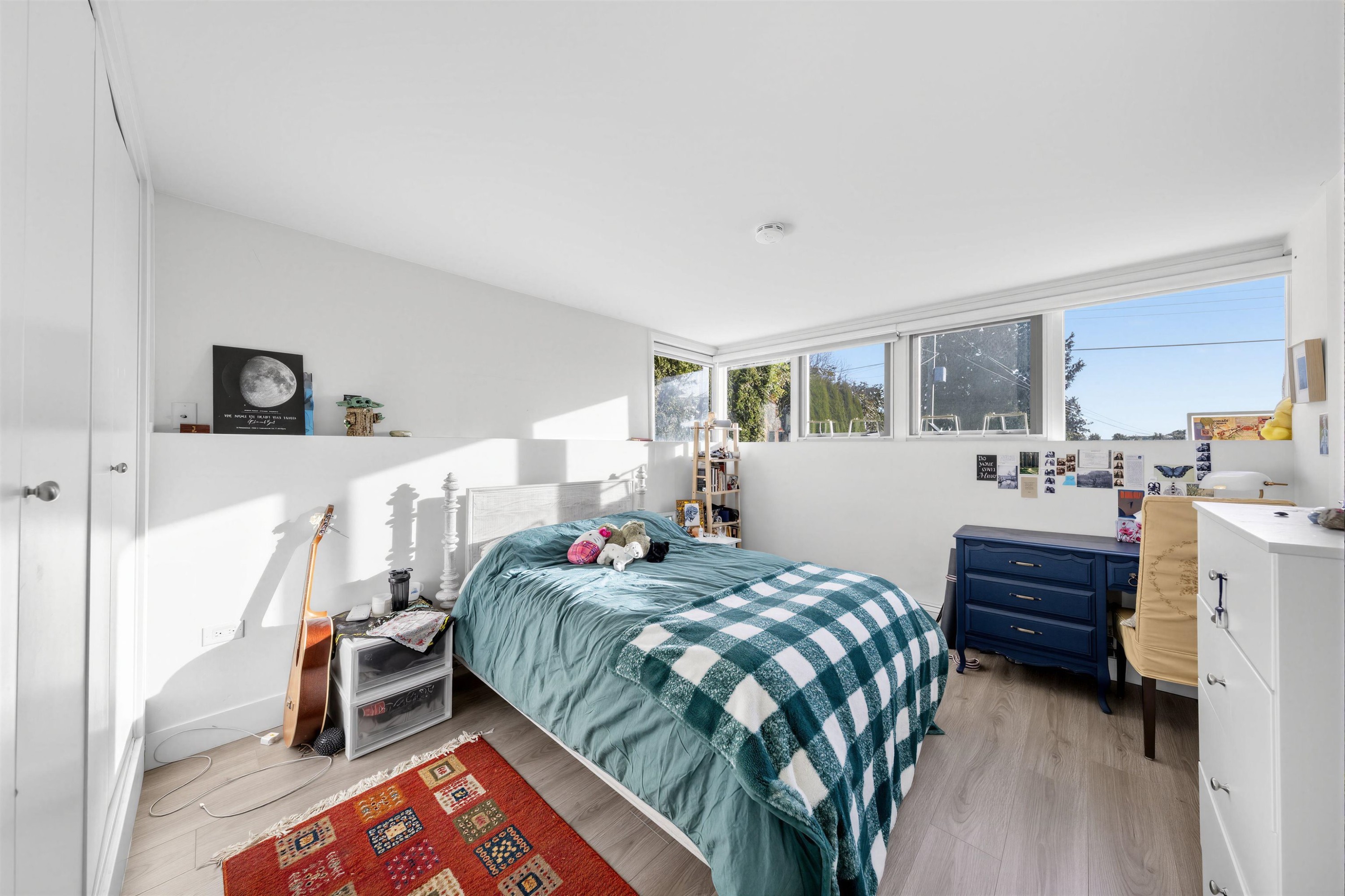 1555 Lawson Avenue, West Vancouver, BC