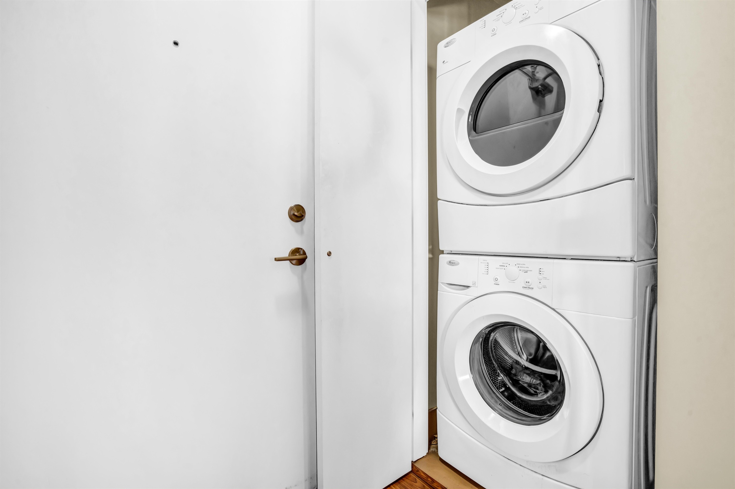 1003-3008 Glen Drive, Coquitlam, BC