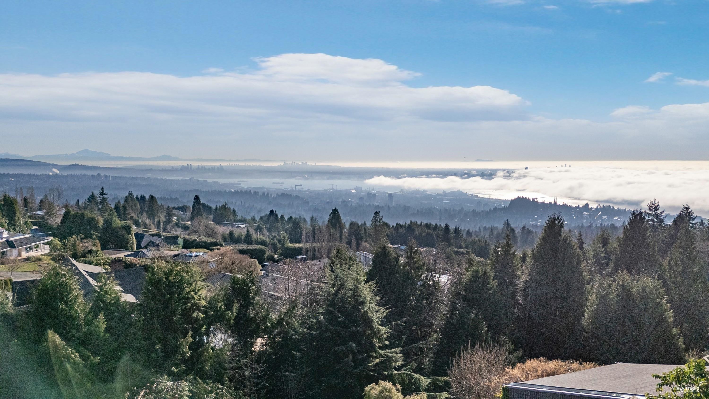 1318 Crestwell Road, West Vancouver, BC