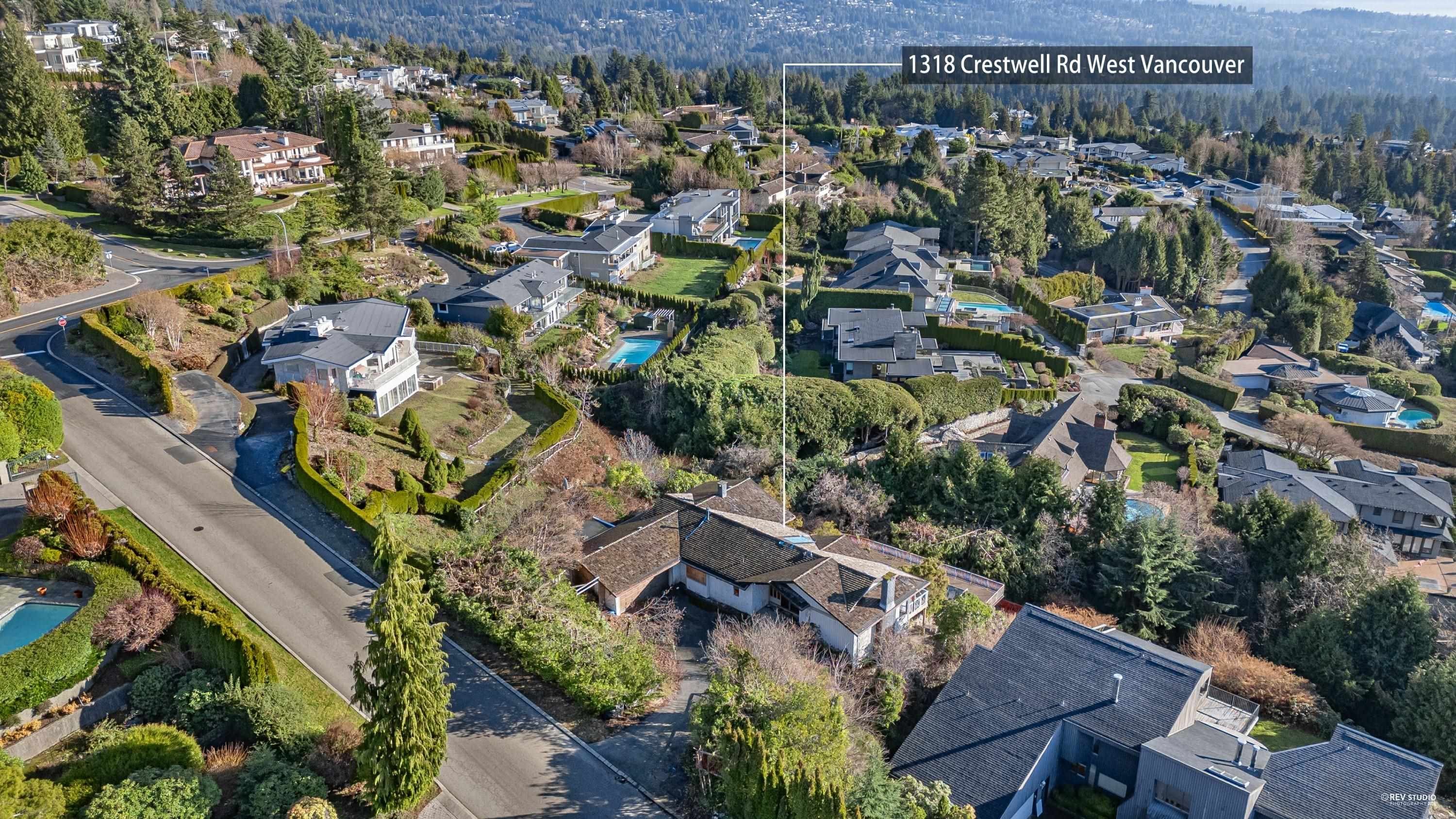 1318 Crestwell Road, West Vancouver, BC
