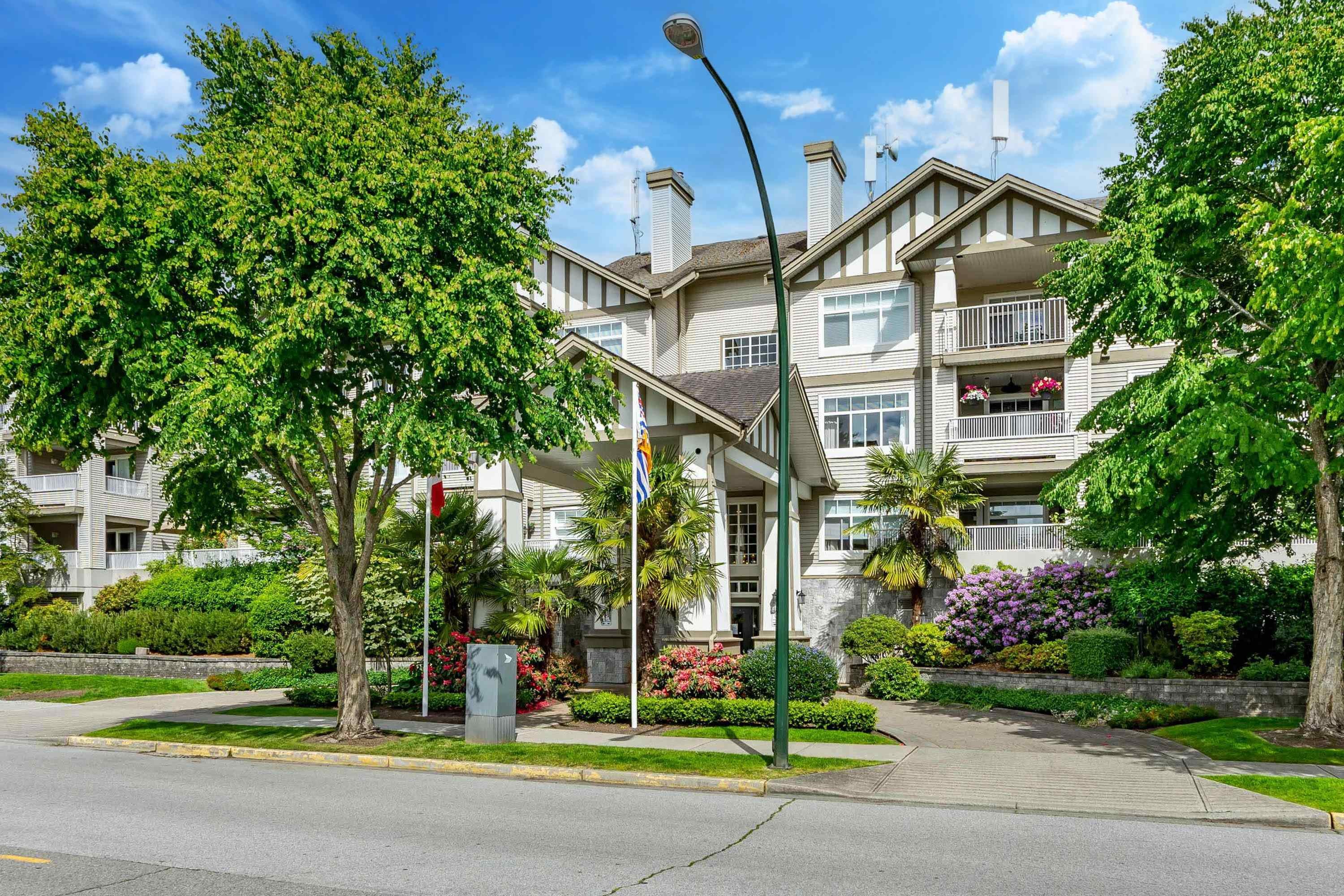 209-4770 52A Street, Ladner, BC