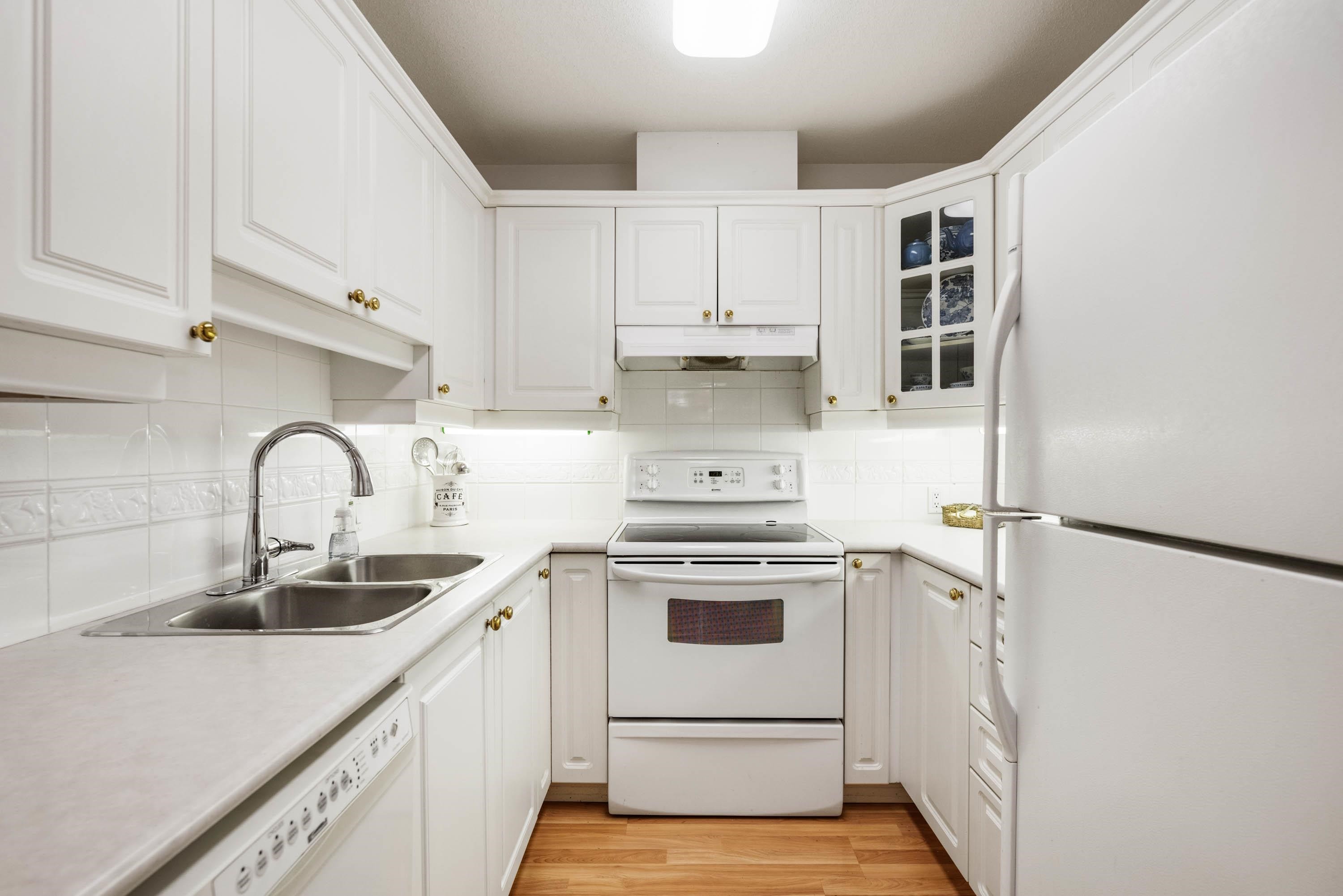 209-4770 52A Street, Ladner, BC