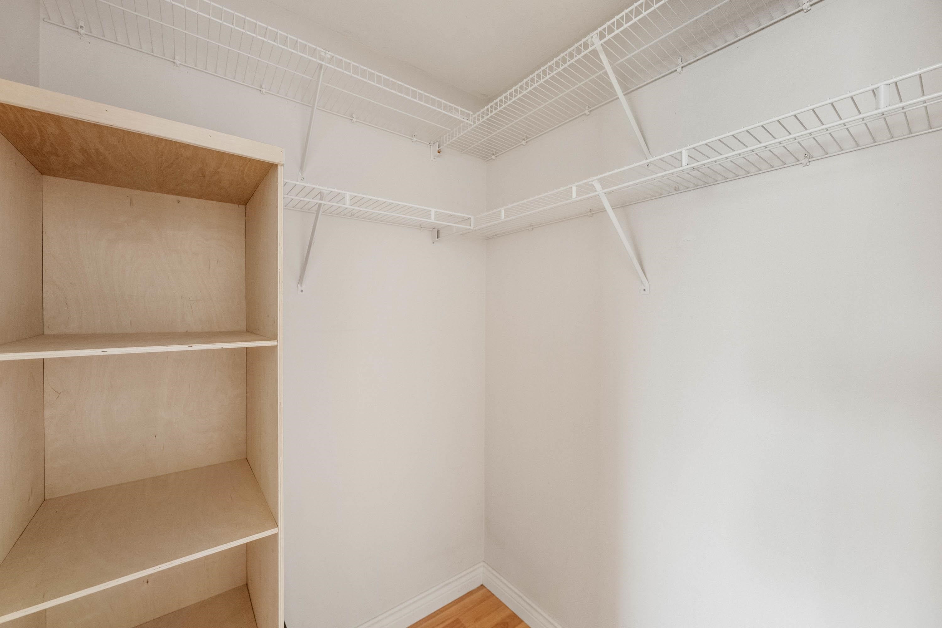 209-4770 52A Street, Ladner, BC