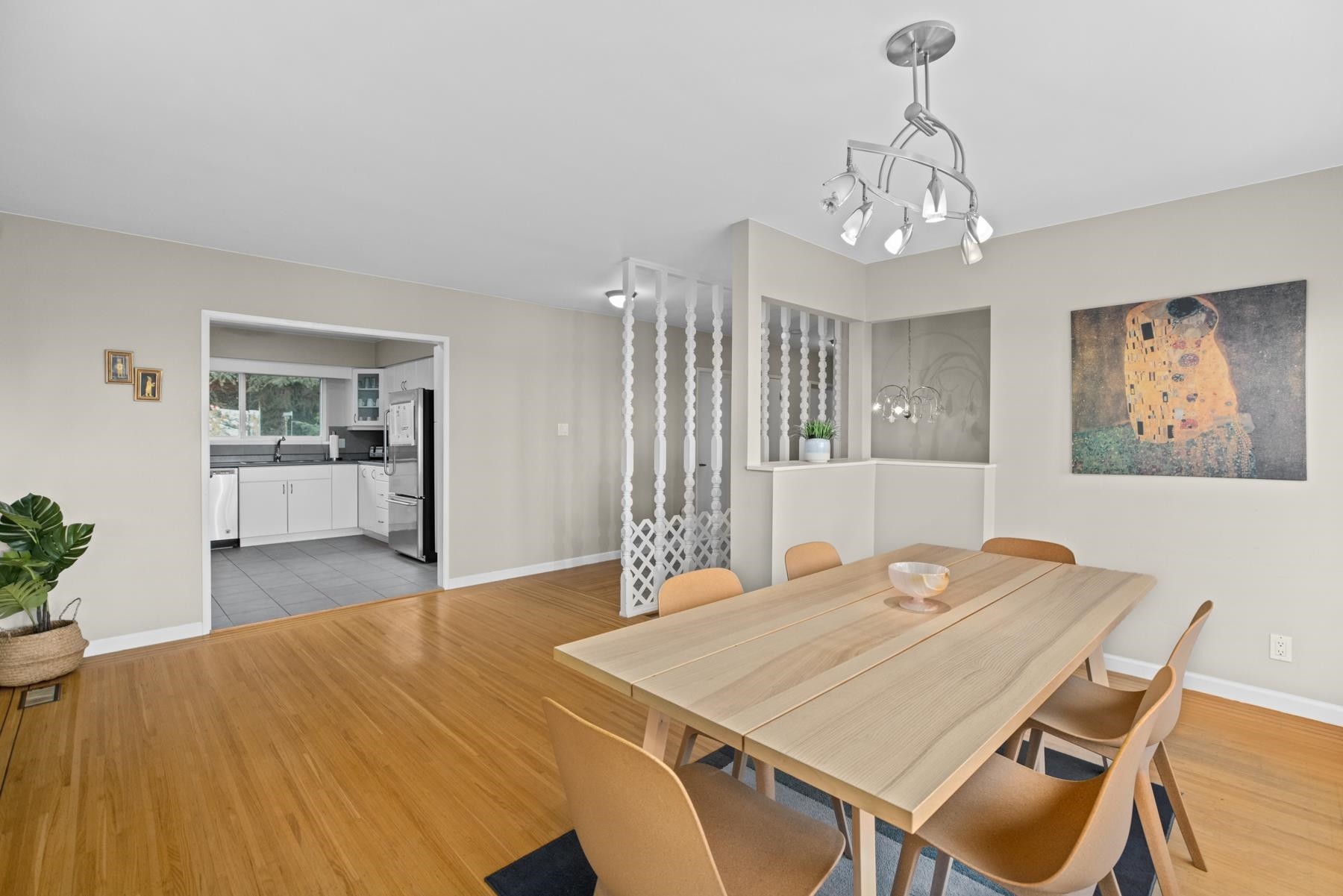 905 Greenwood Road, West Vancouver, BC