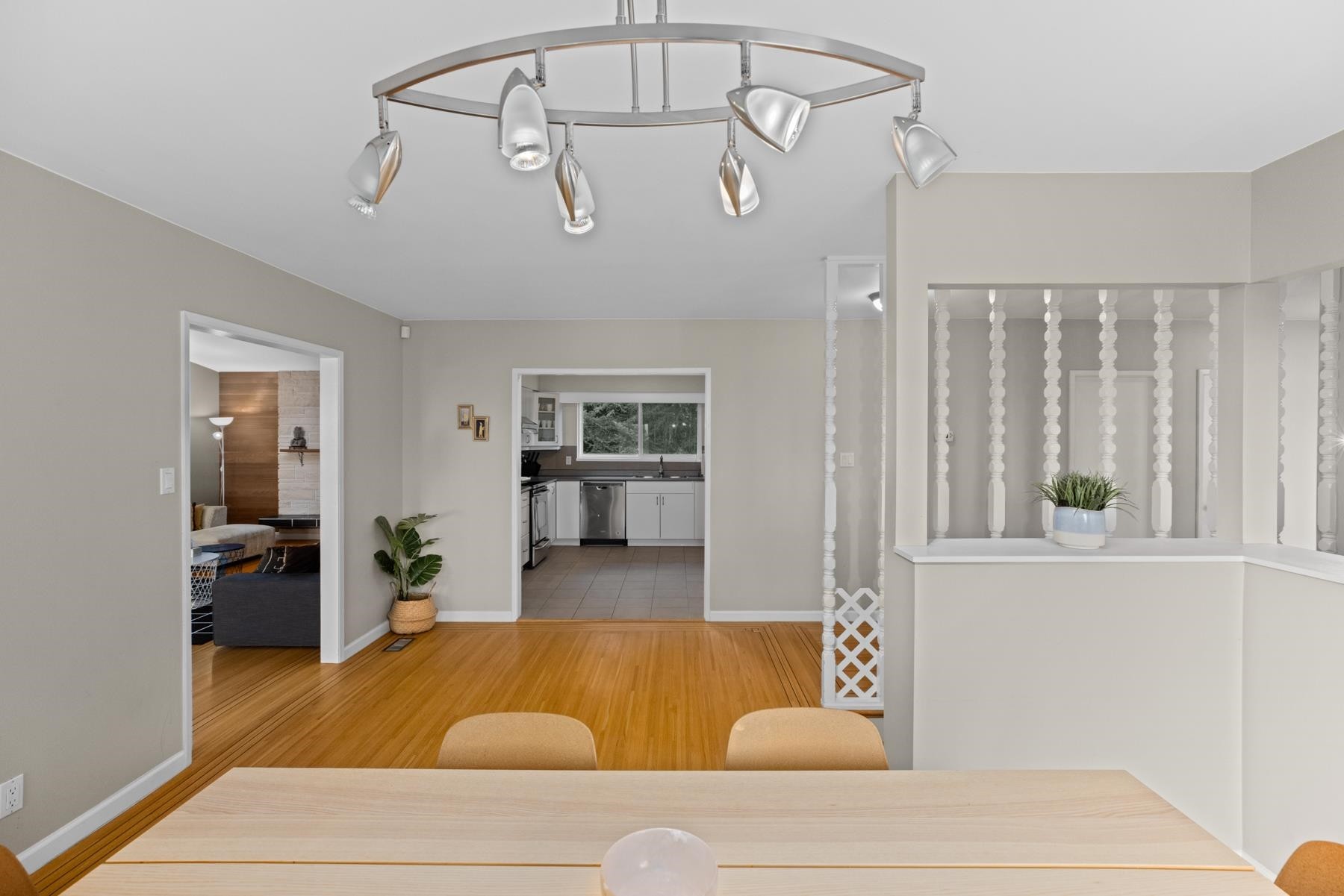 905 Greenwood Road, West Vancouver, BC